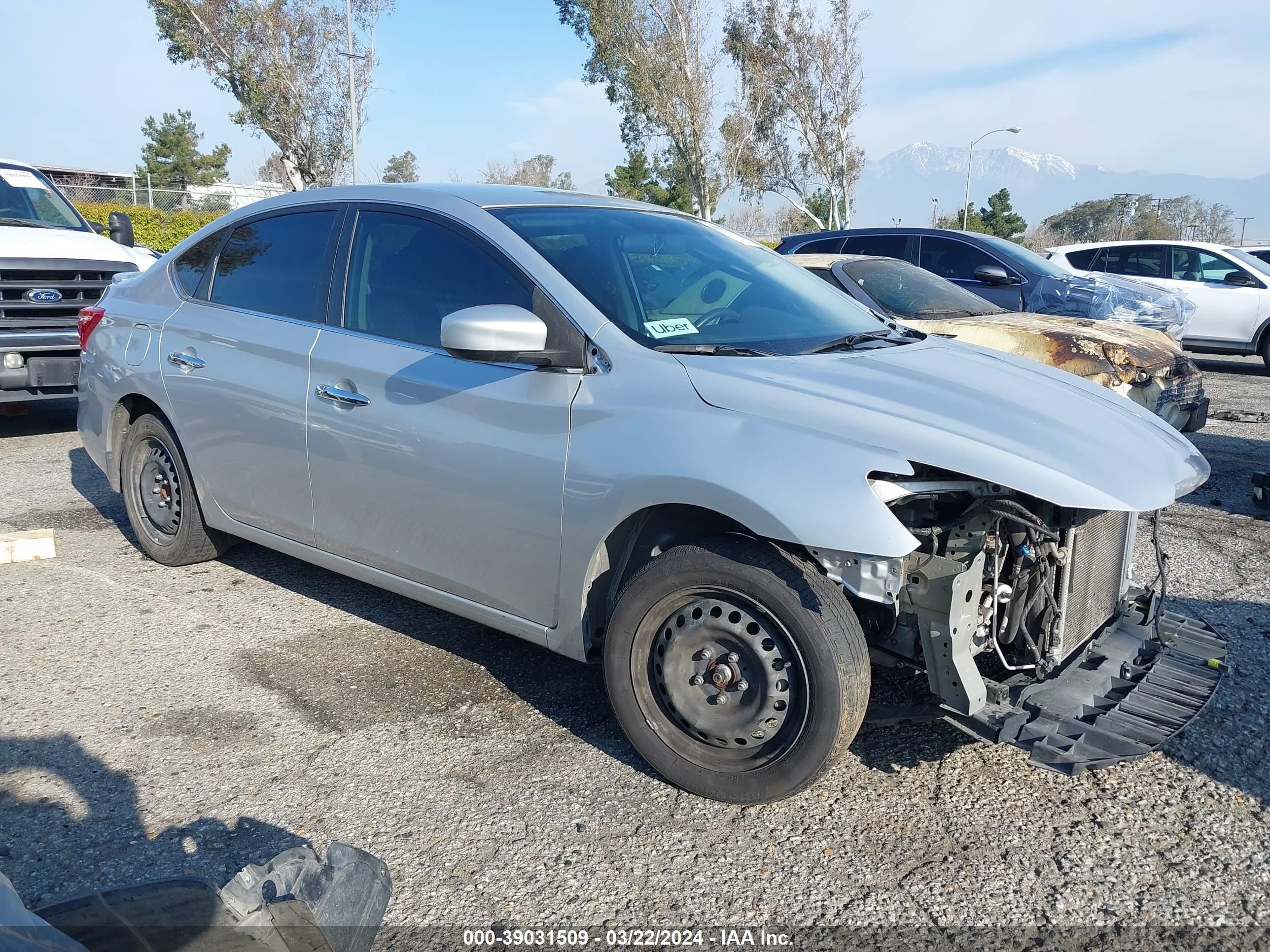 NISSAN SENTRA 2017 3n1ab7ap2hy401217