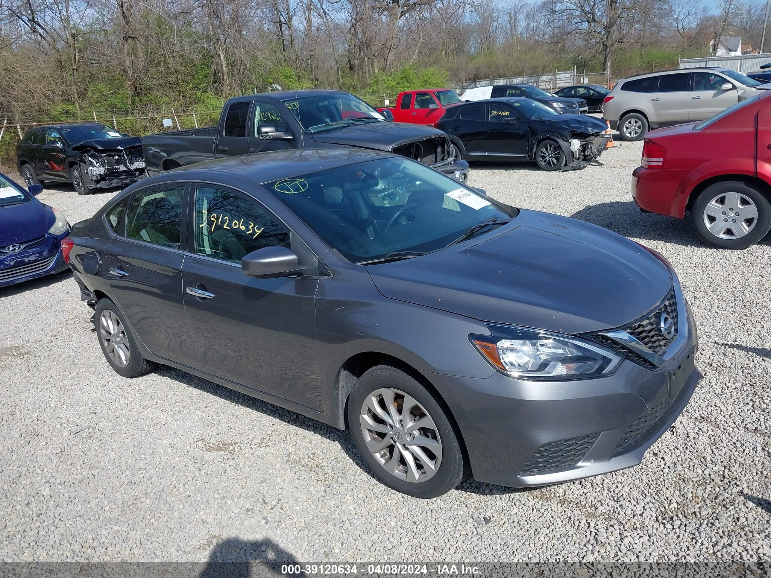 NISSAN SENTRA 2018 3n1ab7ap2jy252166