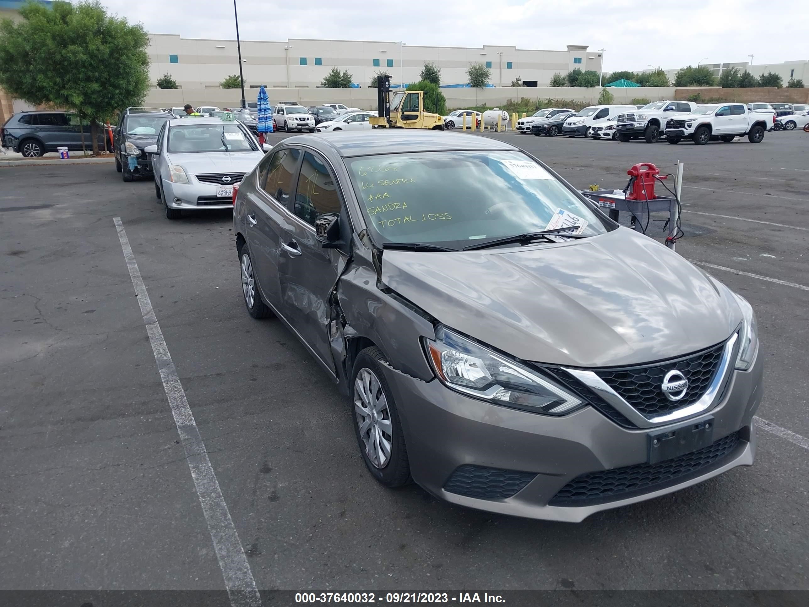 NISSAN SENTRA 2016 3n1ab7ap3gl650556