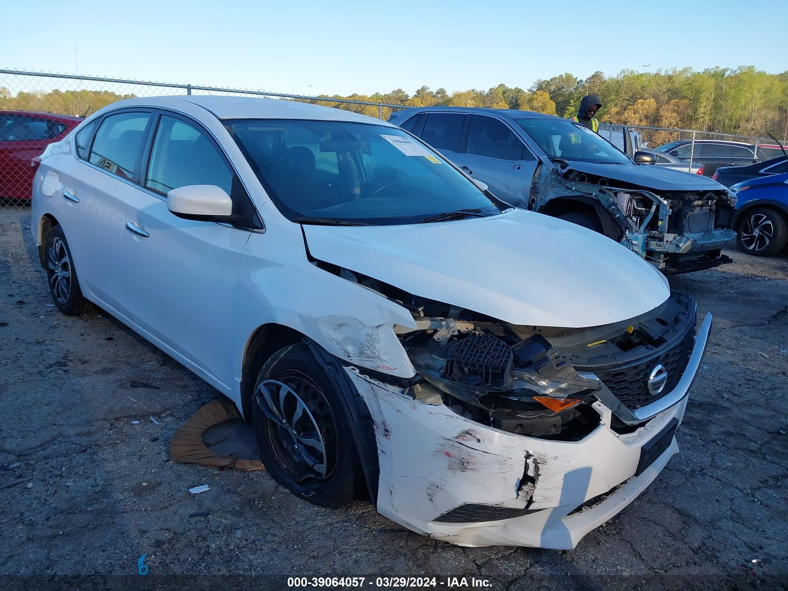 NISSAN SENTRA 2019 3n1ab7ap3ky213846