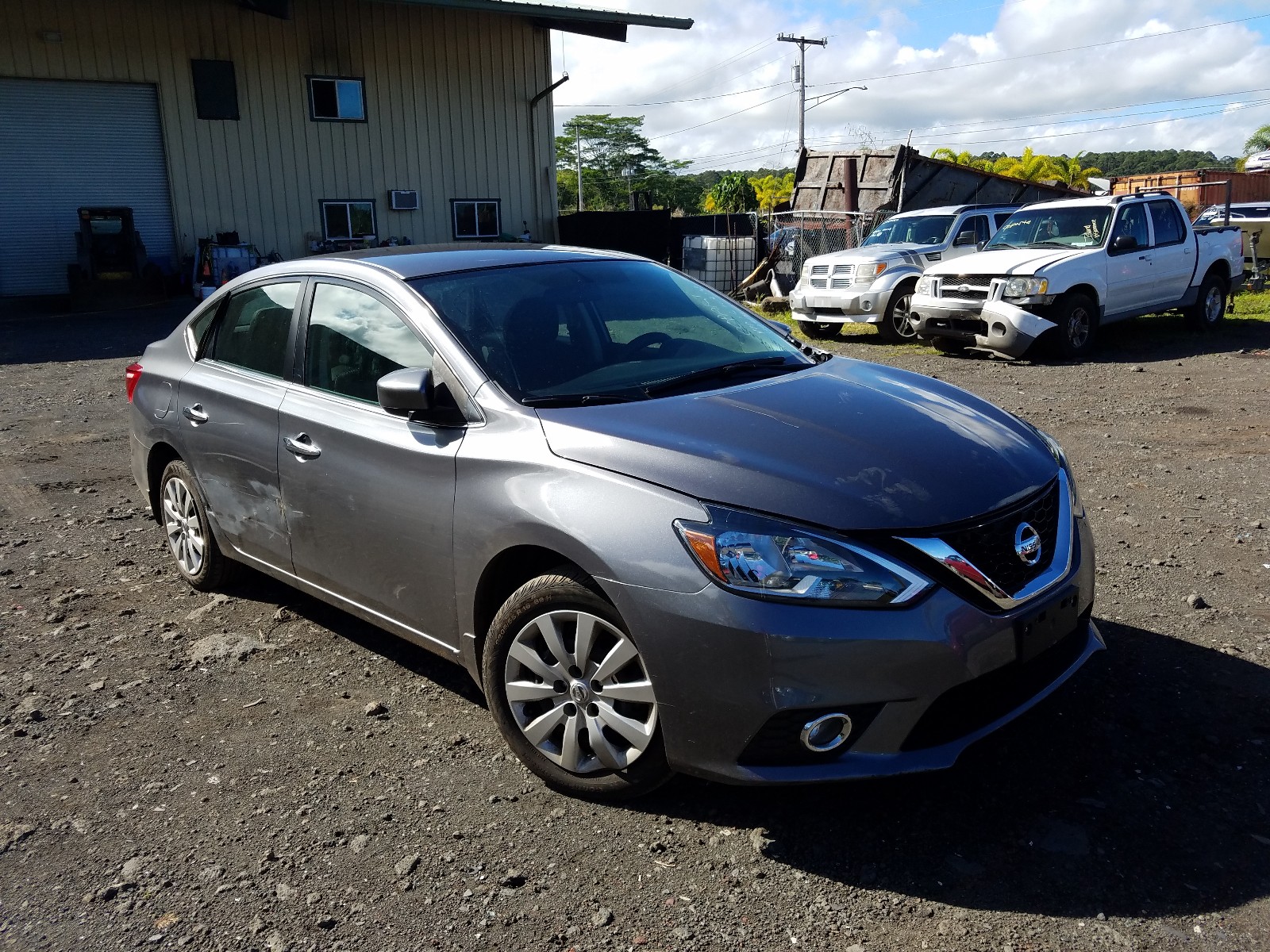 NISSAN SENTRA S 2017 3n1ab7ap4hl711222