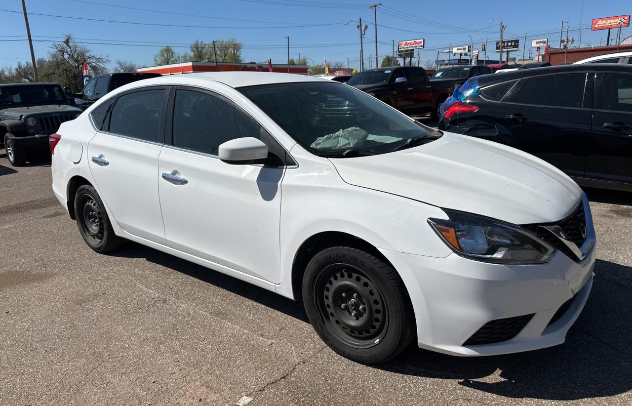 NISSAN SENTRA 2018 3n1ab7ap4jy219640