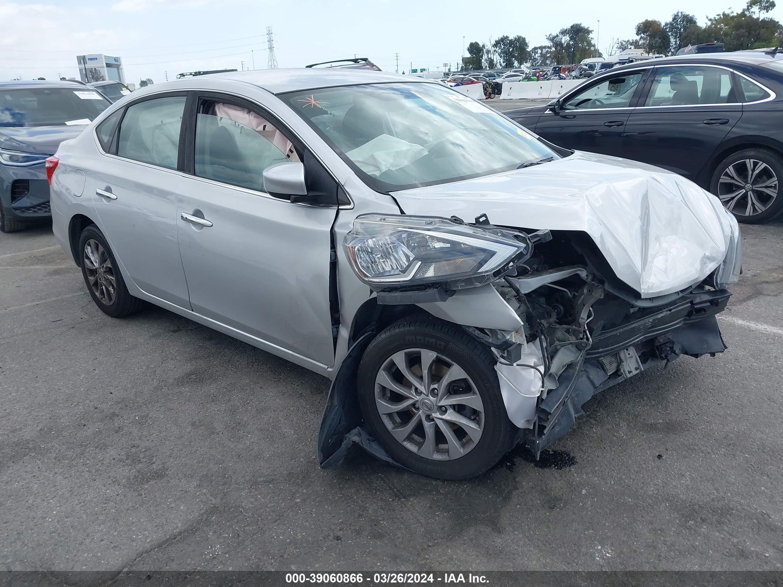 NISSAN SENTRA 2018 3n1ab7ap4jy239113