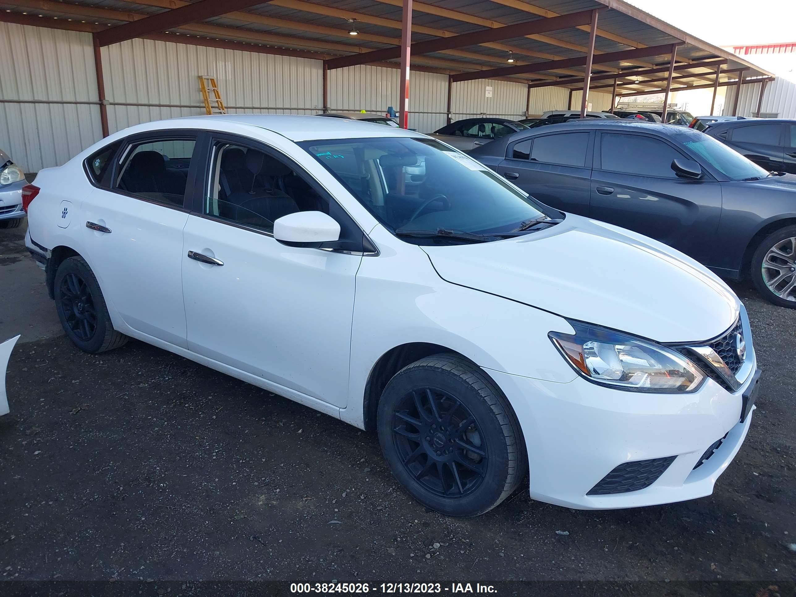 NISSAN SENTRA 2018 3n1ab7ap4jy240567