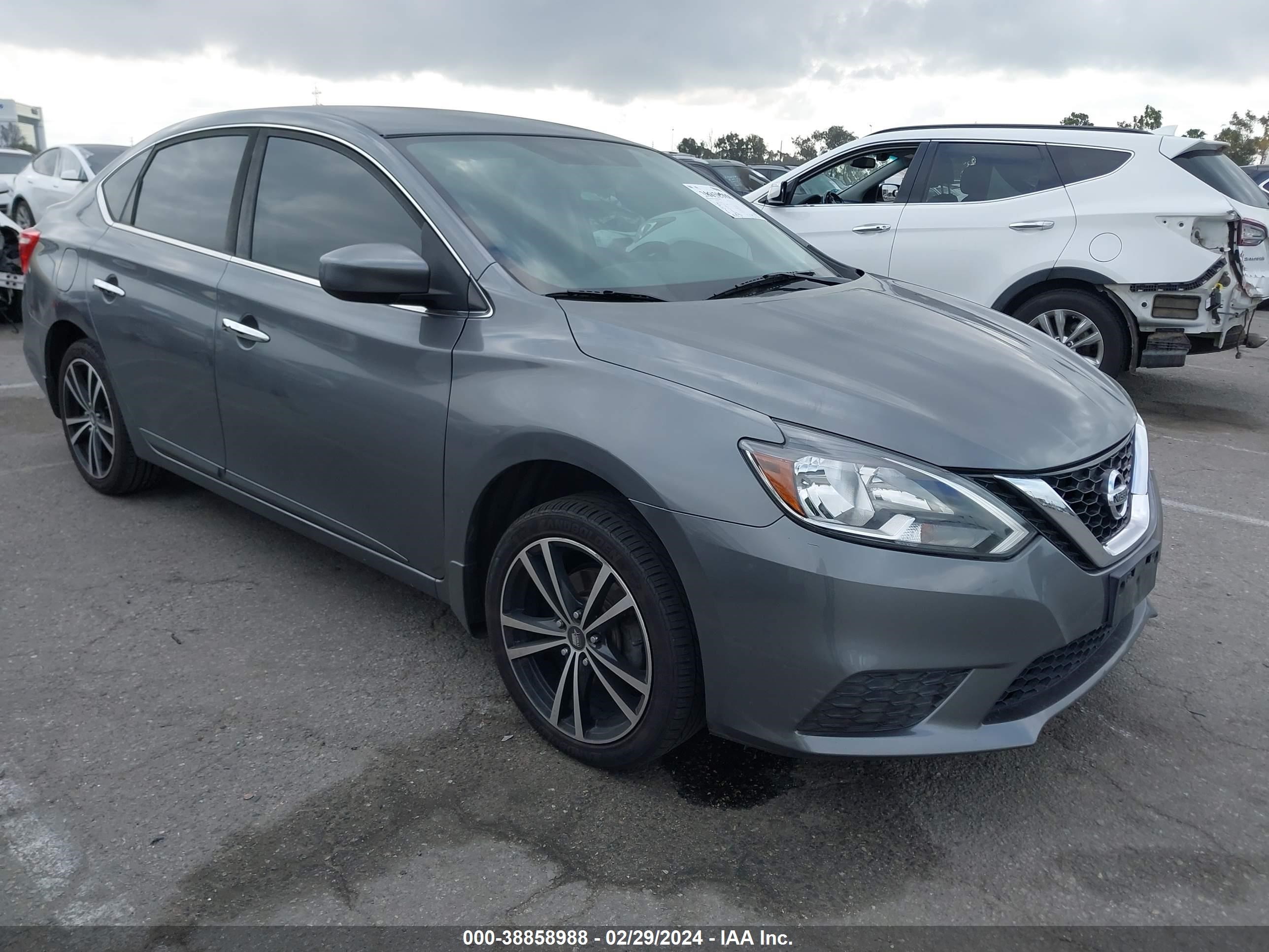 NISSAN SENTRA 2017 3n1ab7ap5hl640709