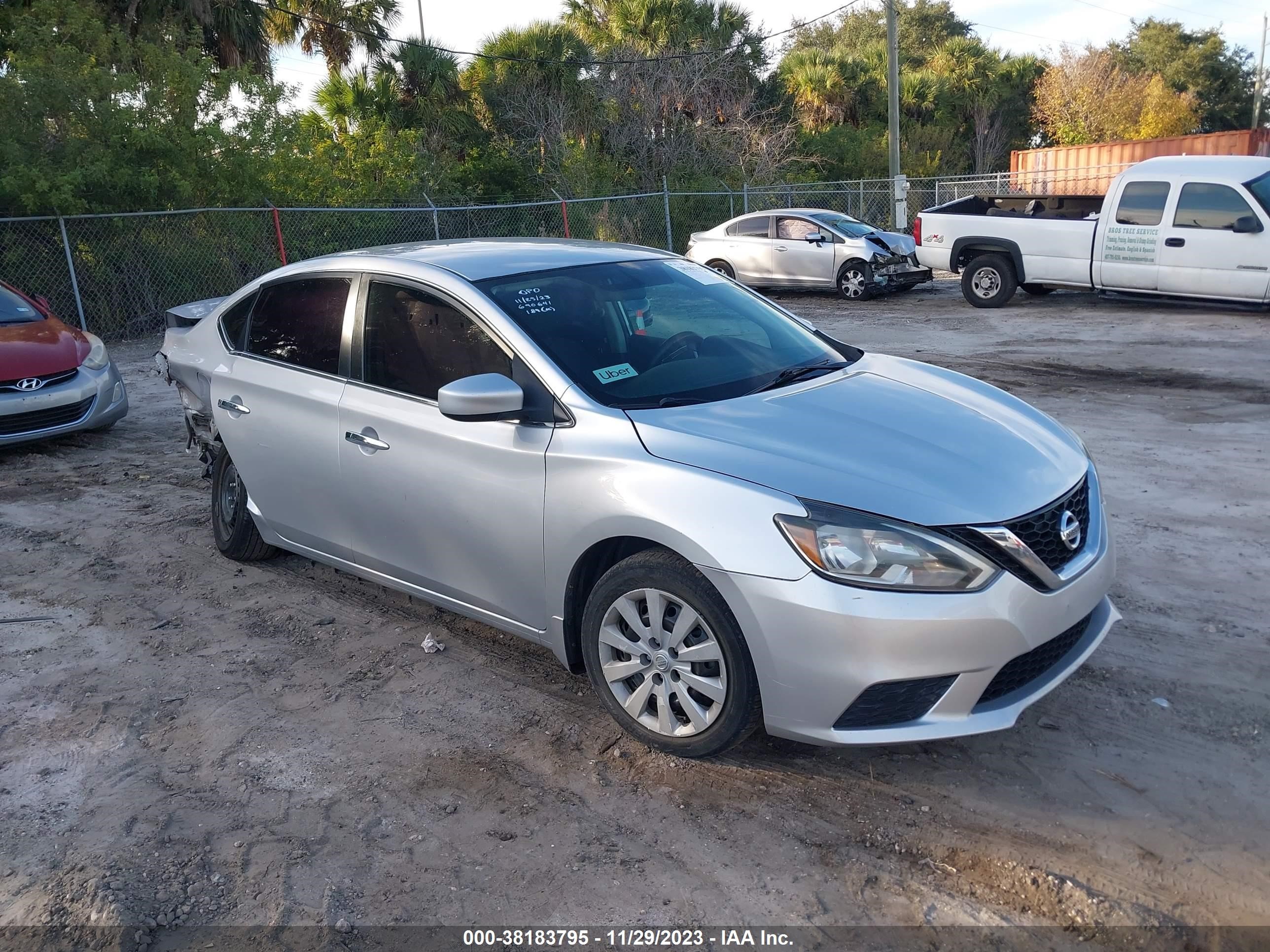 NISSAN SENTRA 2017 3n1ab7ap5hy233489