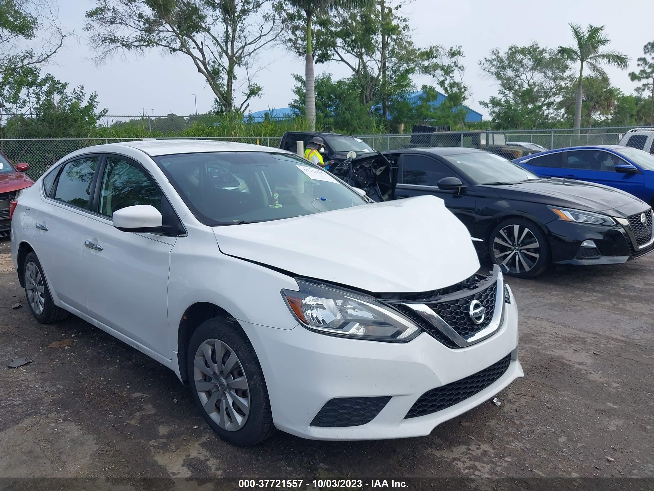 NISSAN SENTRA 2017 3n1ab7ap5hy244511