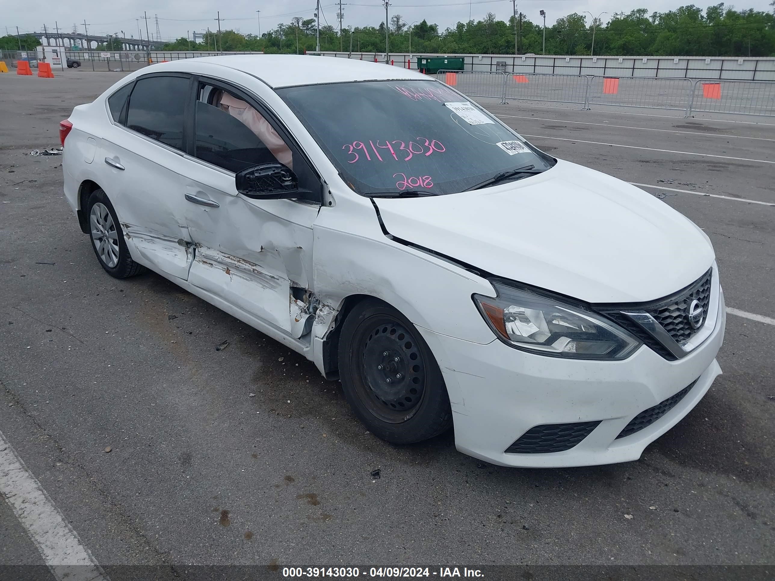 NISSAN SENTRA 2018 3n1ab7ap5jy232638