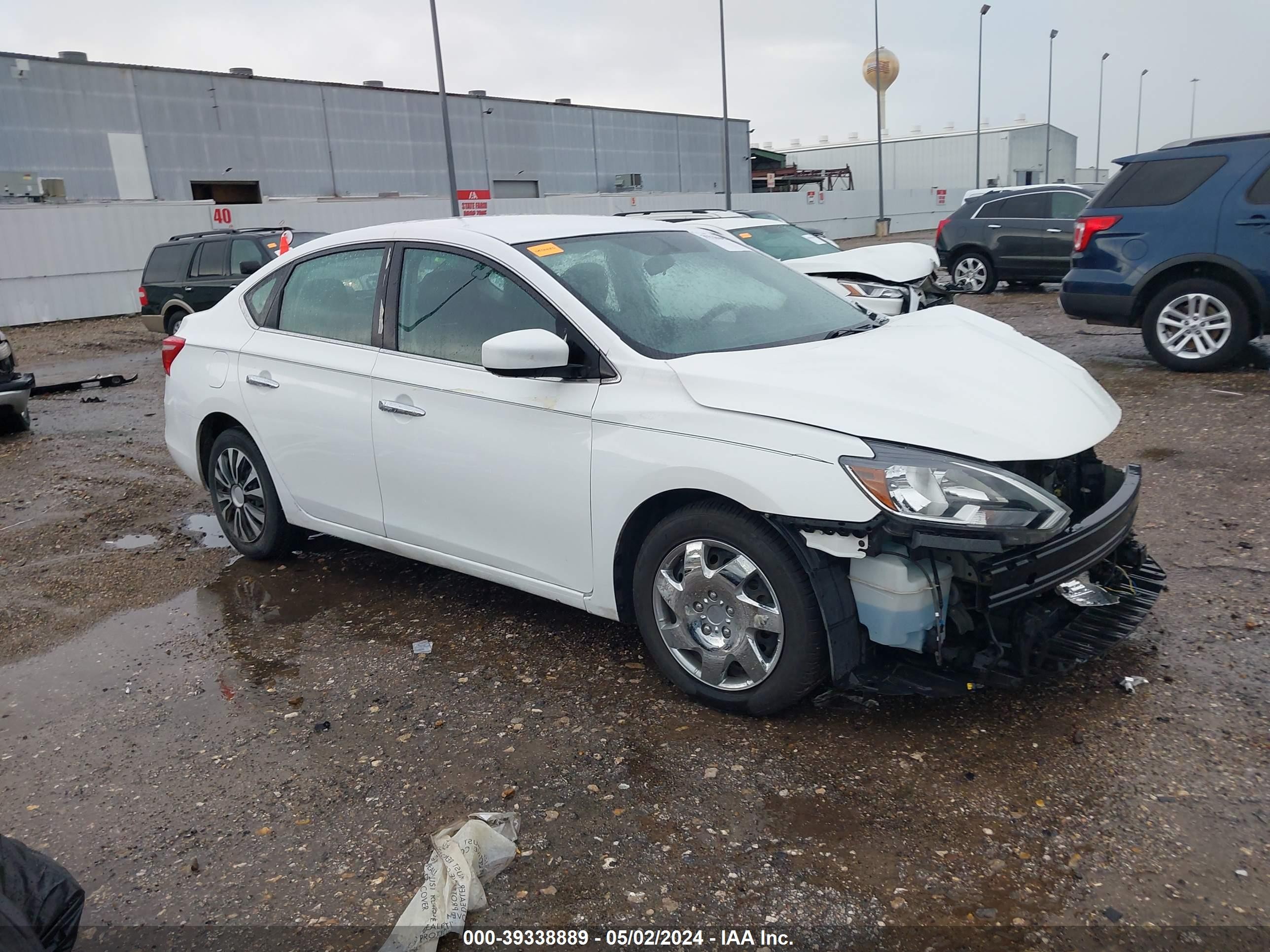 NISSAN SENTRA 2018 3n1ab7ap5jy324378