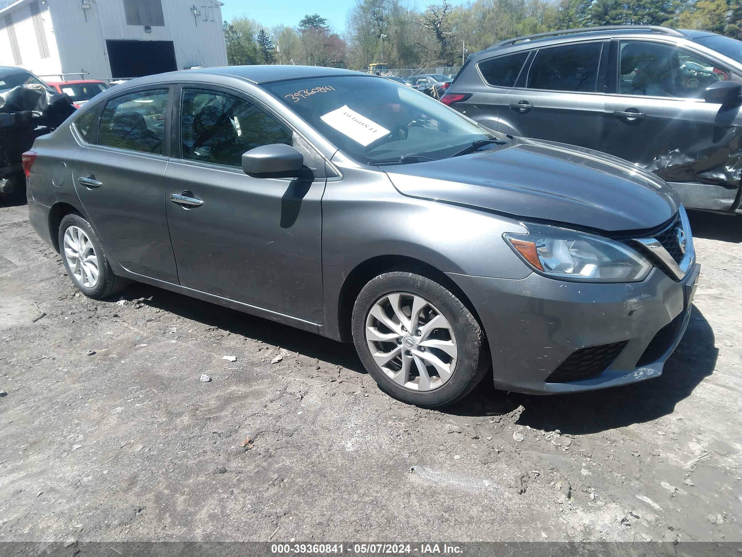 NISSAN SENTRA 2018 3n1ab7ap6jl640725