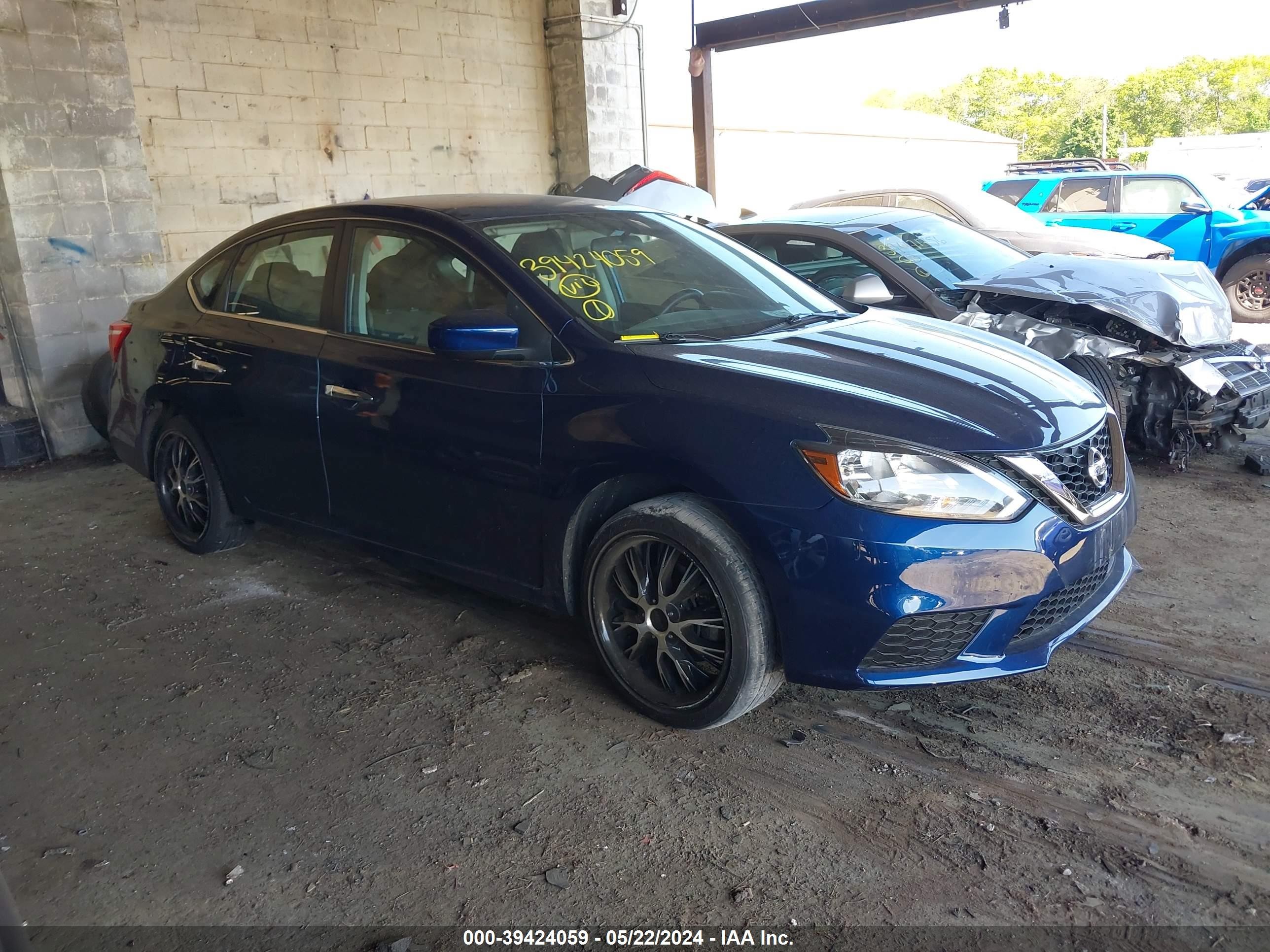 NISSAN SENTRA 2018 3n1ab7ap6jy332425