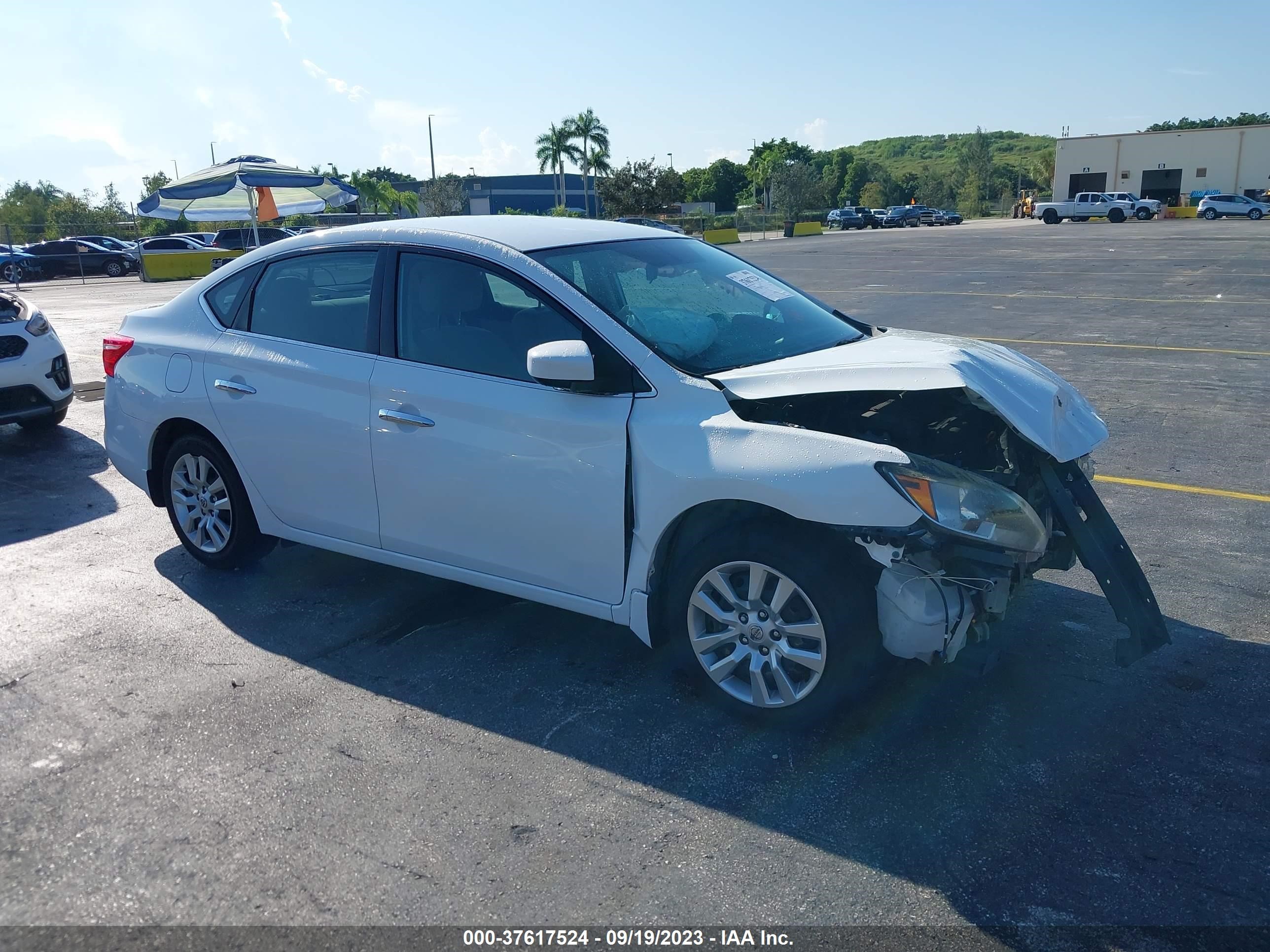 NISSAN SENTRA 2017 3n1ab7ap7hy295542