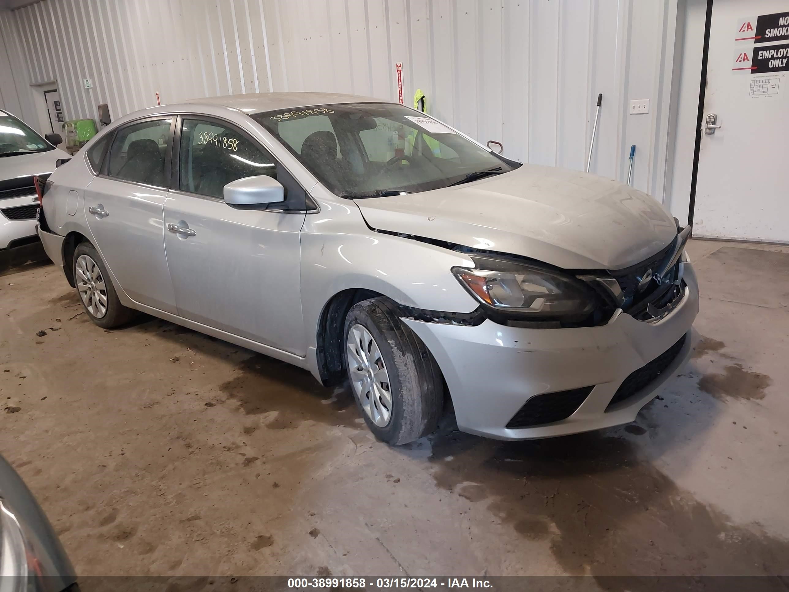 NISSAN SENTRA 2017 3n1ab7ap7hy321637