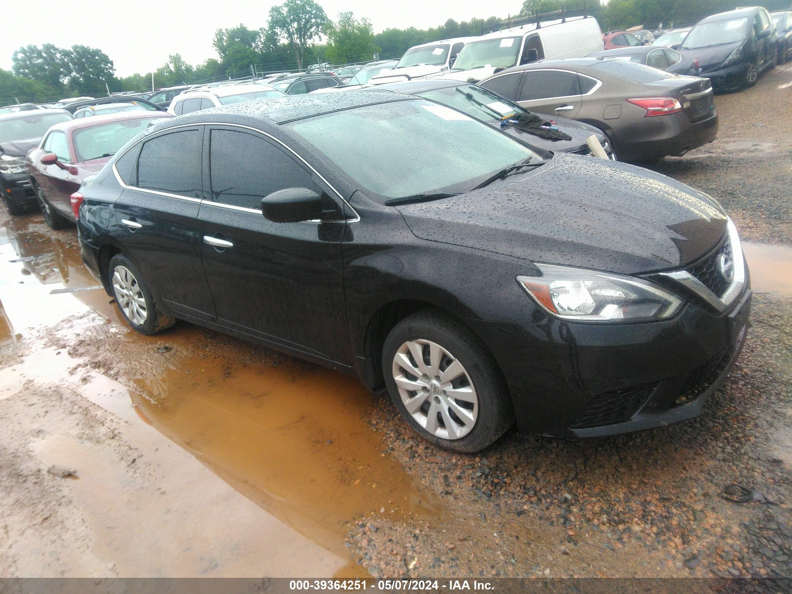 NISSAN SENTRA 2018 3n1ab7ap7jy329338