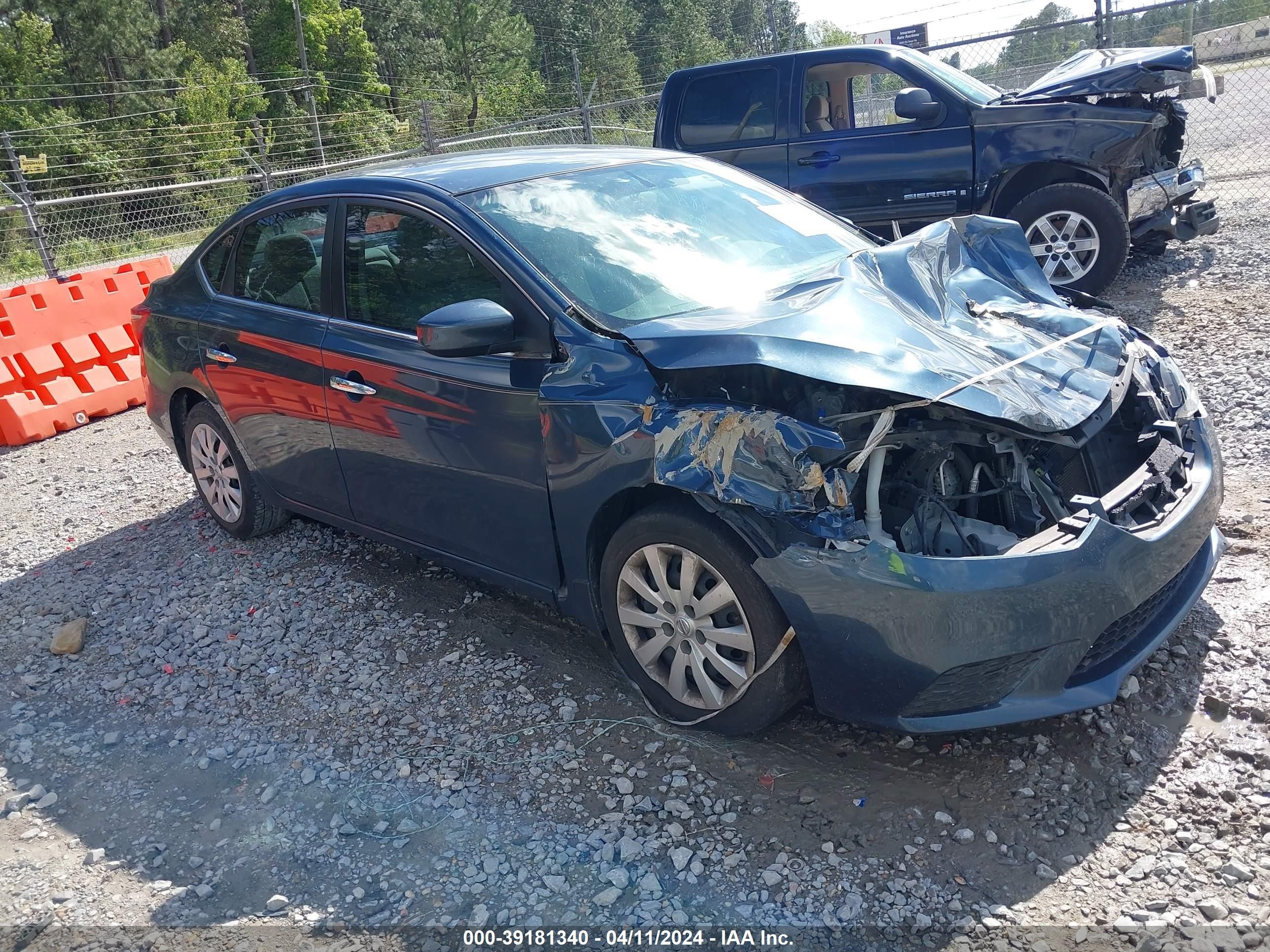 NISSAN SENTRA 2017 3n1ab7ap8hl635679