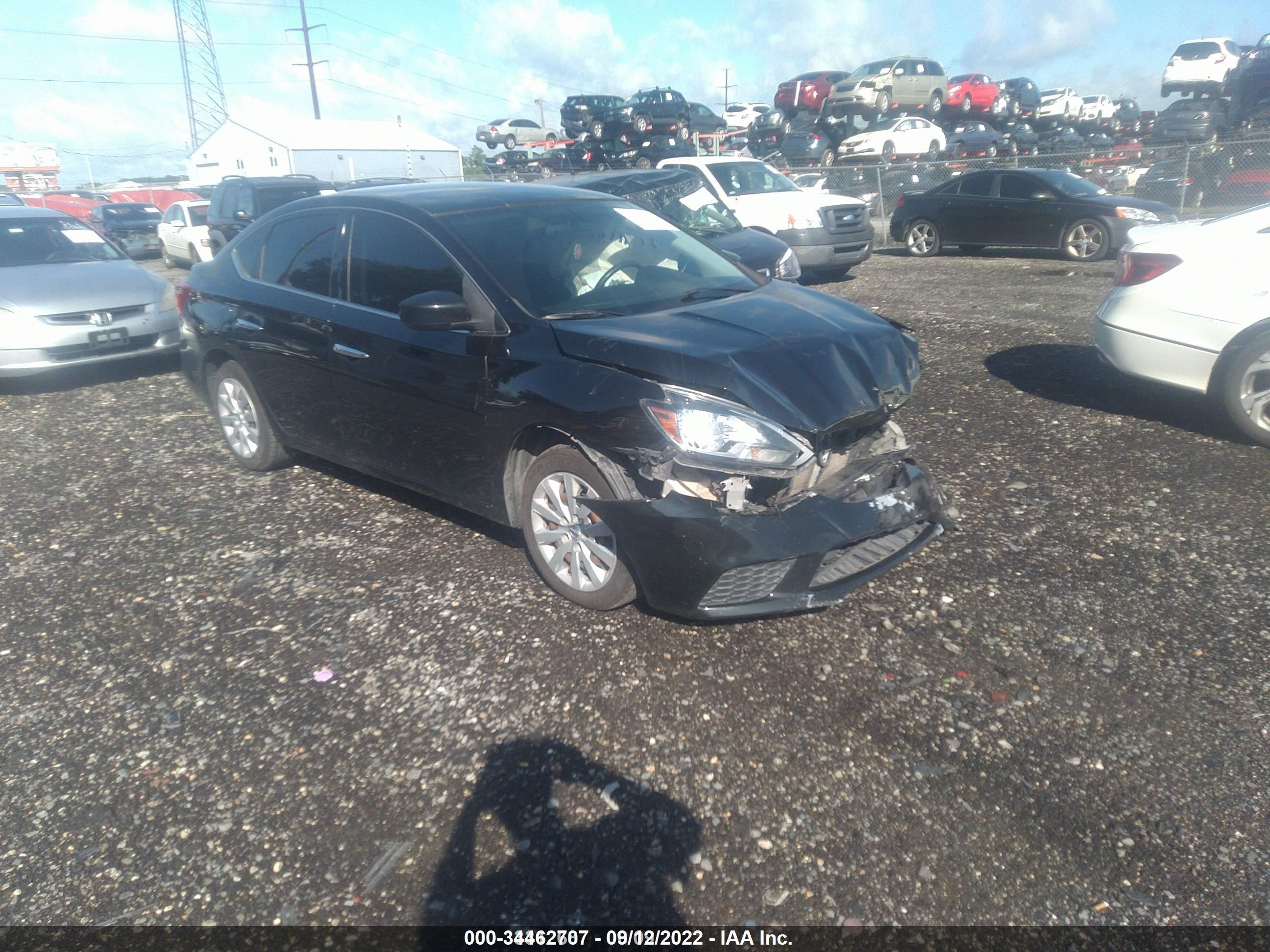 NISSAN SENTRA 2017 3n1ab7ap8hl666205