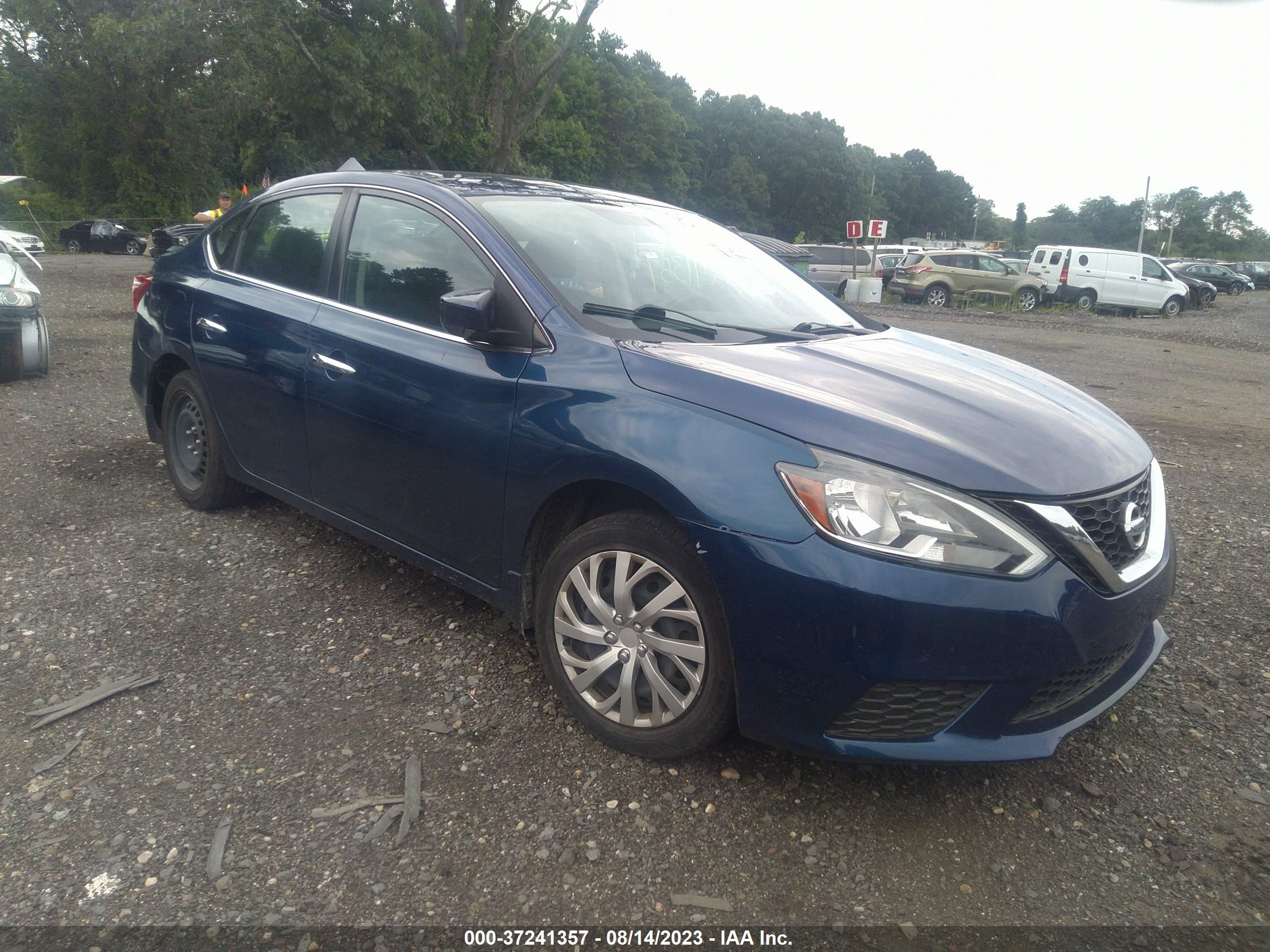 NISSAN SENTRA 2017 3n1ab7ap8hy303020