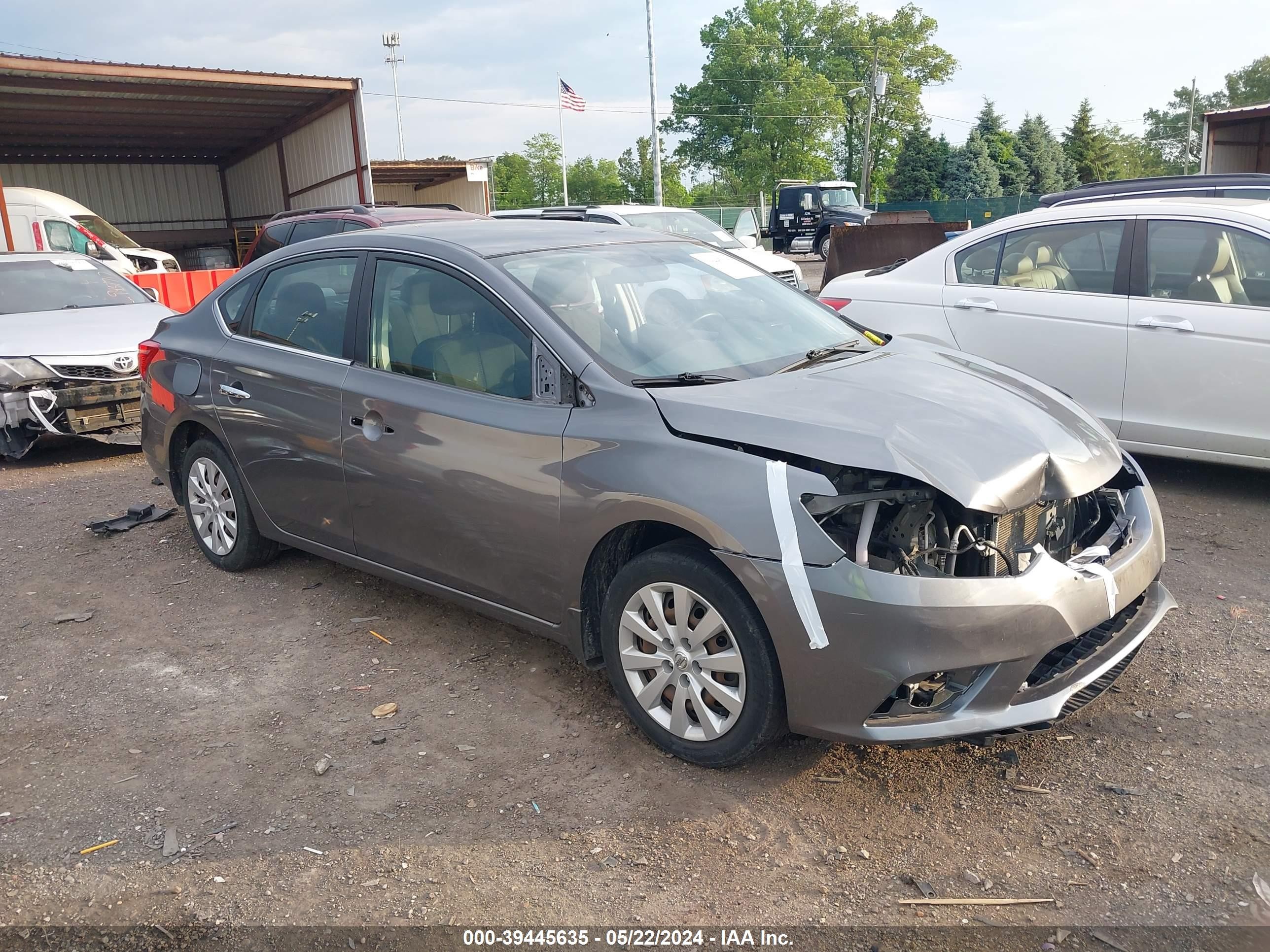 NISSAN SENTRA 2017 3n1ab7ap8hy365484