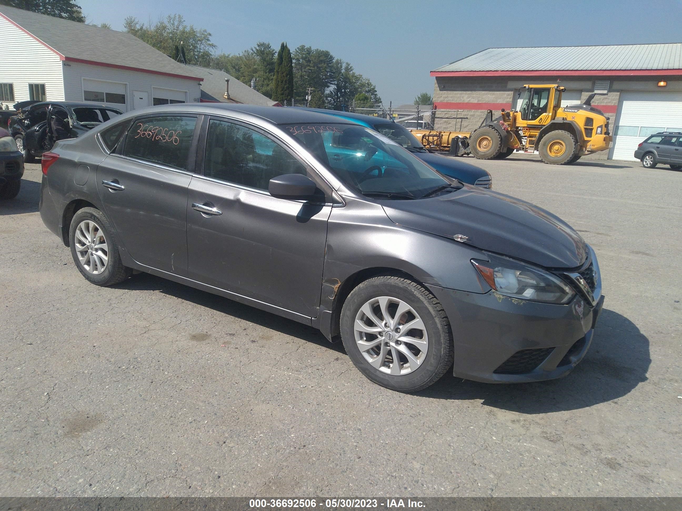 NISSAN SENTRA 2018 3n1ab7ap8jl630374