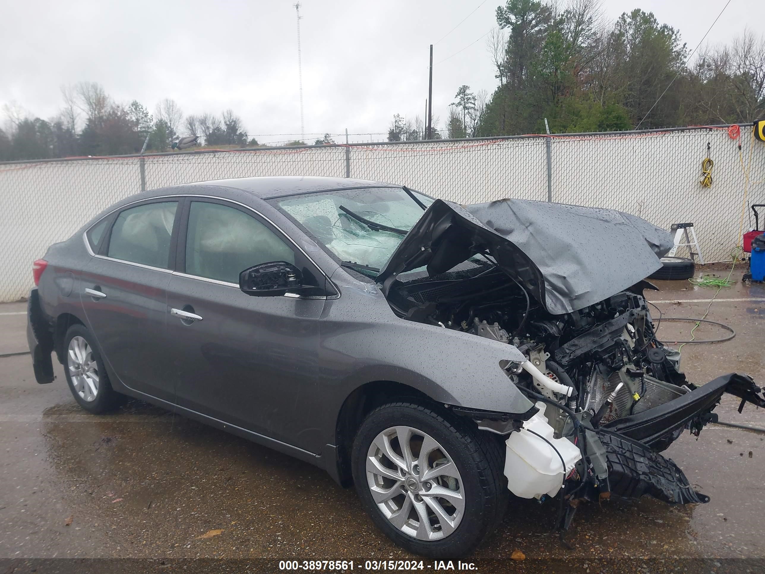 NISSAN SENTRA 2018 3n1ab7ap8jy252656