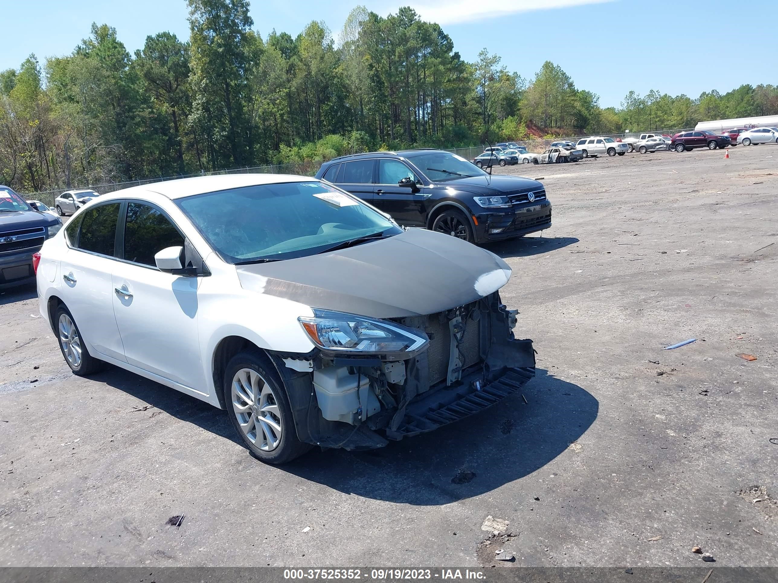 NISSAN SENTRA 2018 3n1ab7ap8jy263897