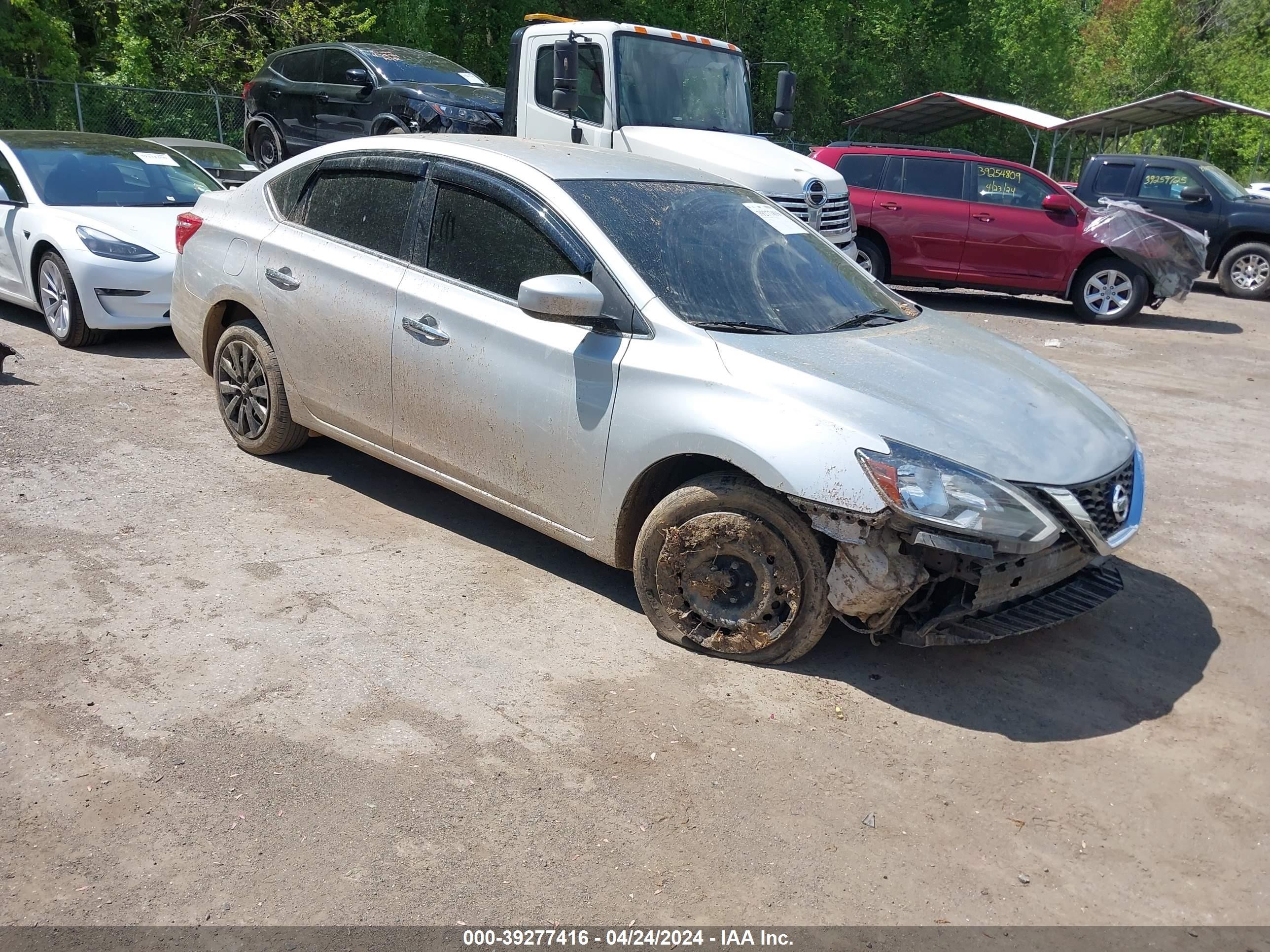 NISSAN SENTRA 2016 3n1ab7ap9gy247216