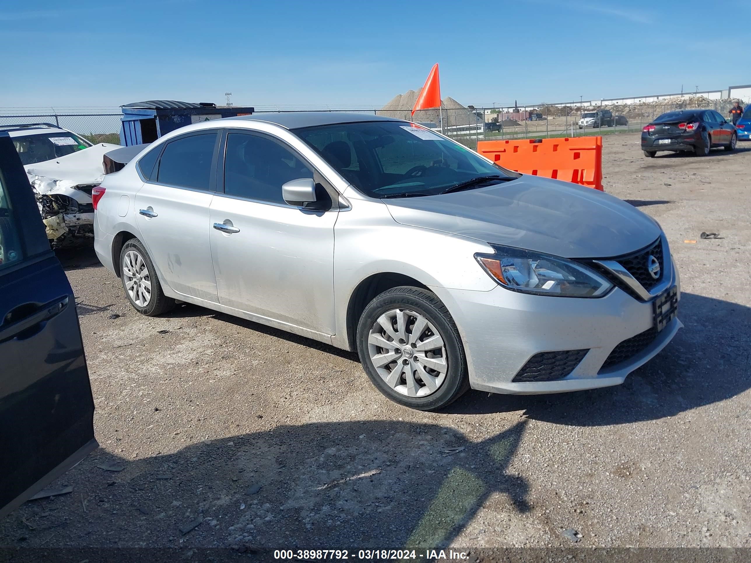 NISSAN SENTRA 2018 3n1ab7ap9jy326733