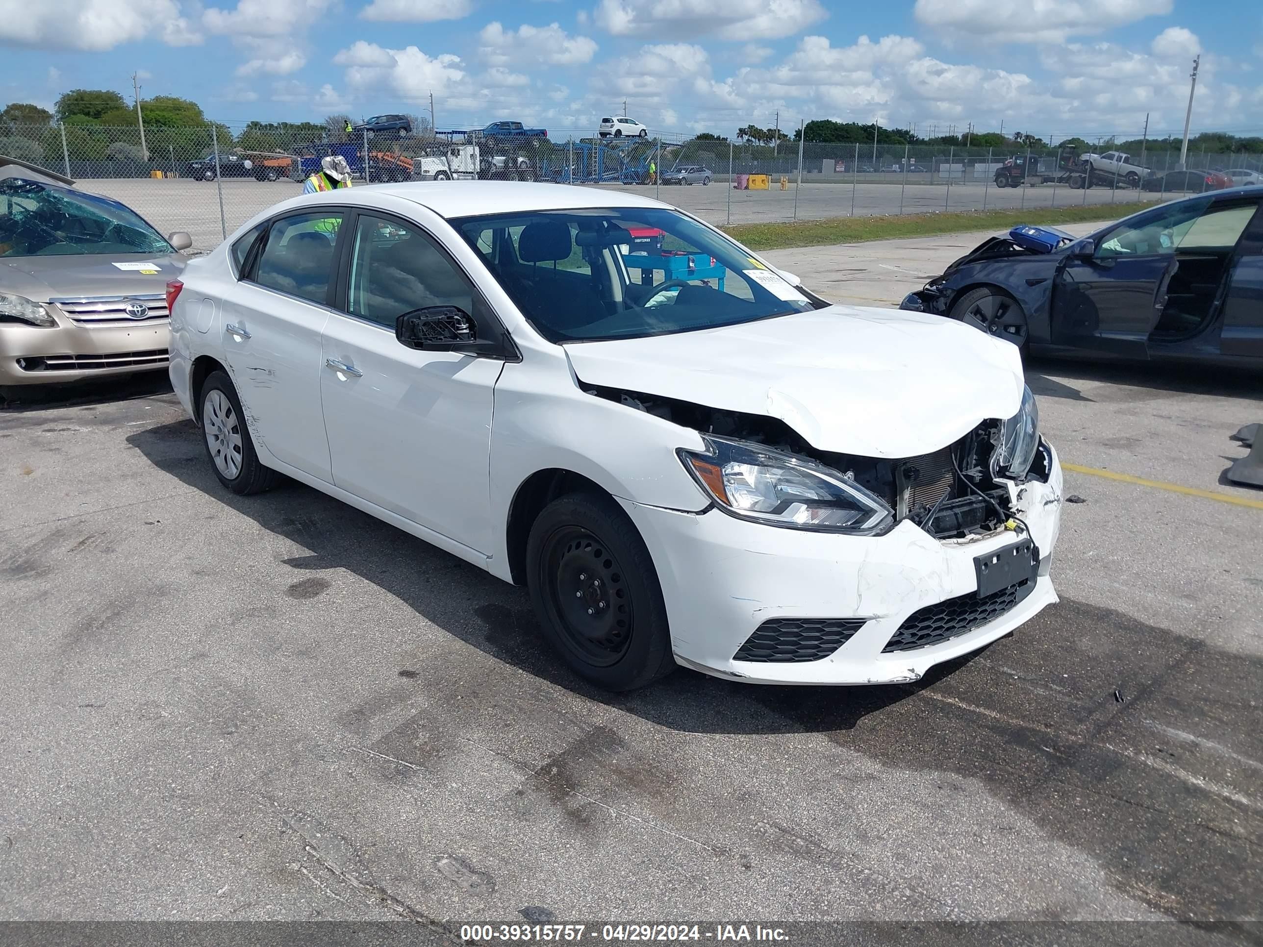 NISSAN SENTRA 2019 3n1ab7ap9ky342979