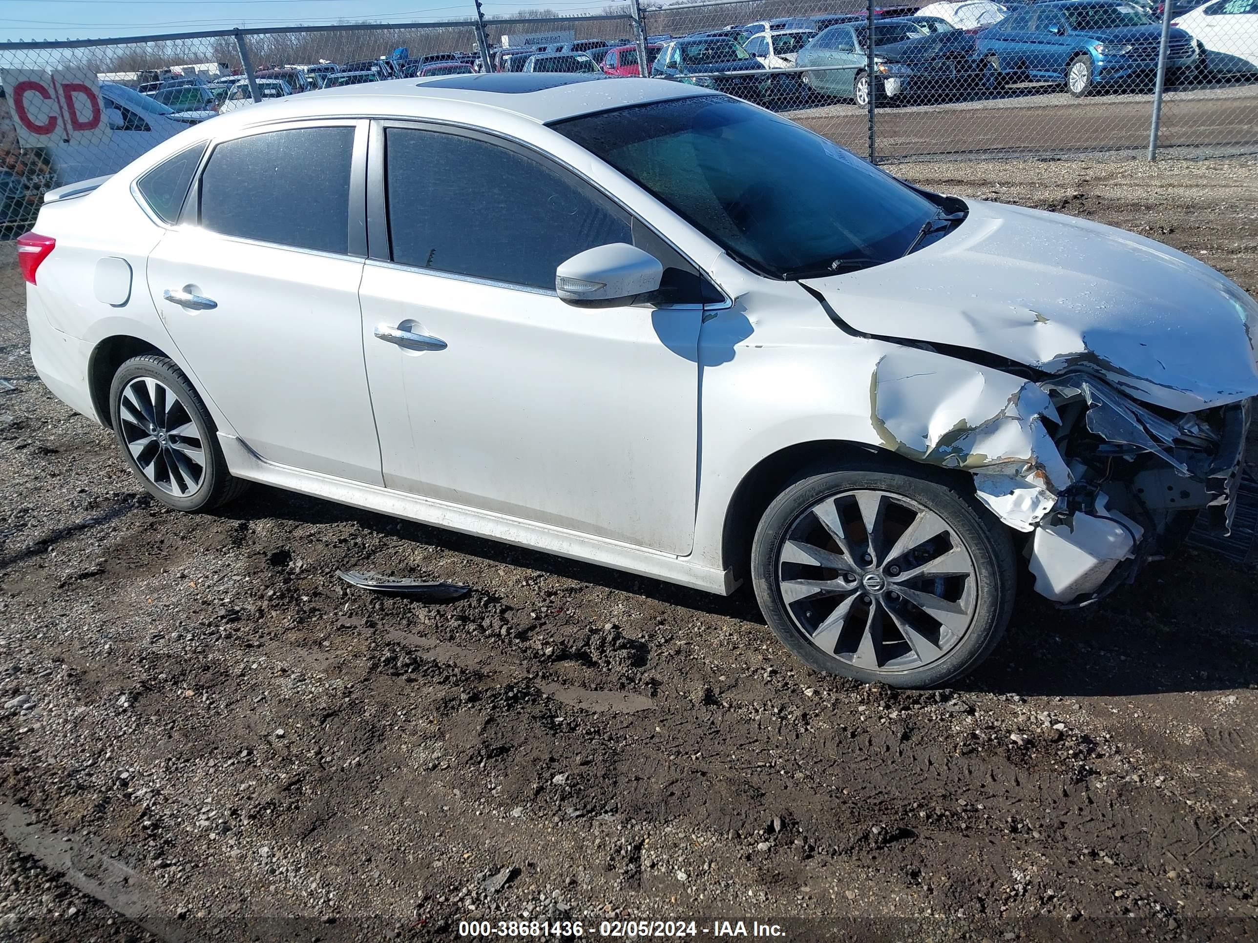 NISSAN SENTRA 2016 3n1ab7apxgl642003