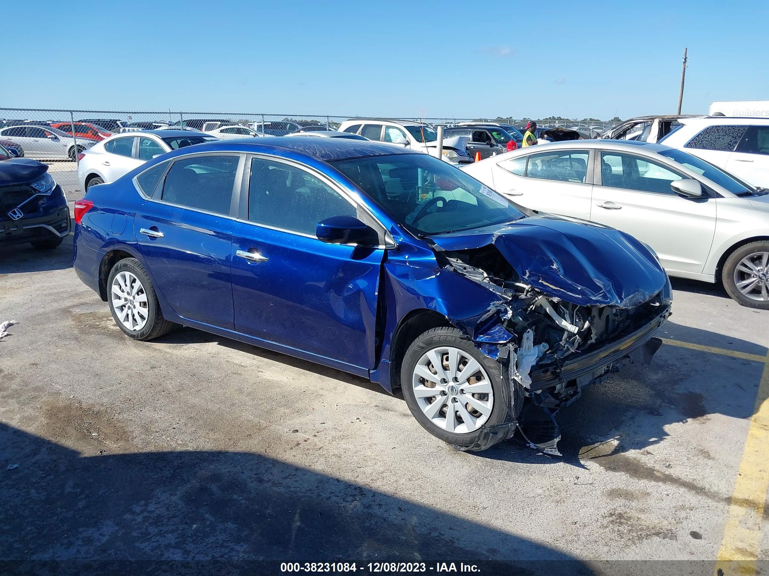 NISSAN SENTRA 2017 3n1ab7apxhl718207