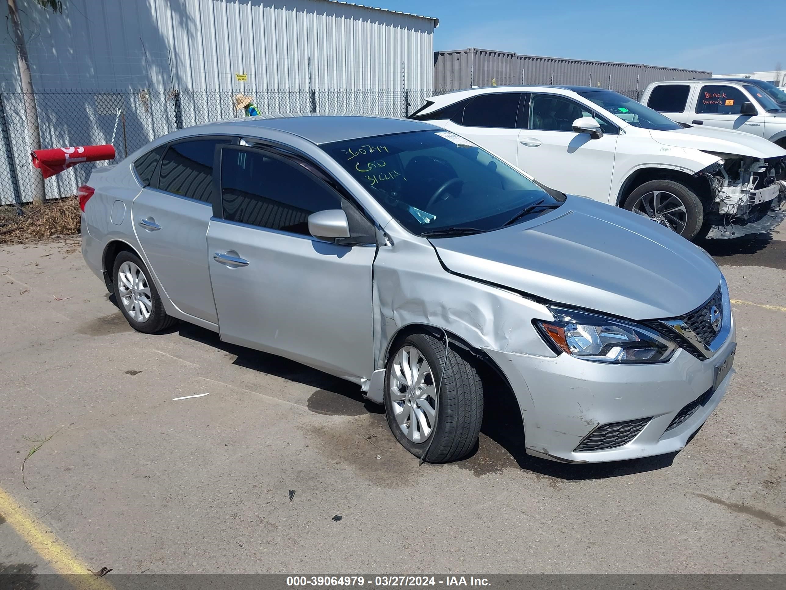 NISSAN SENTRA 2017 3n1ab7apxhy241636