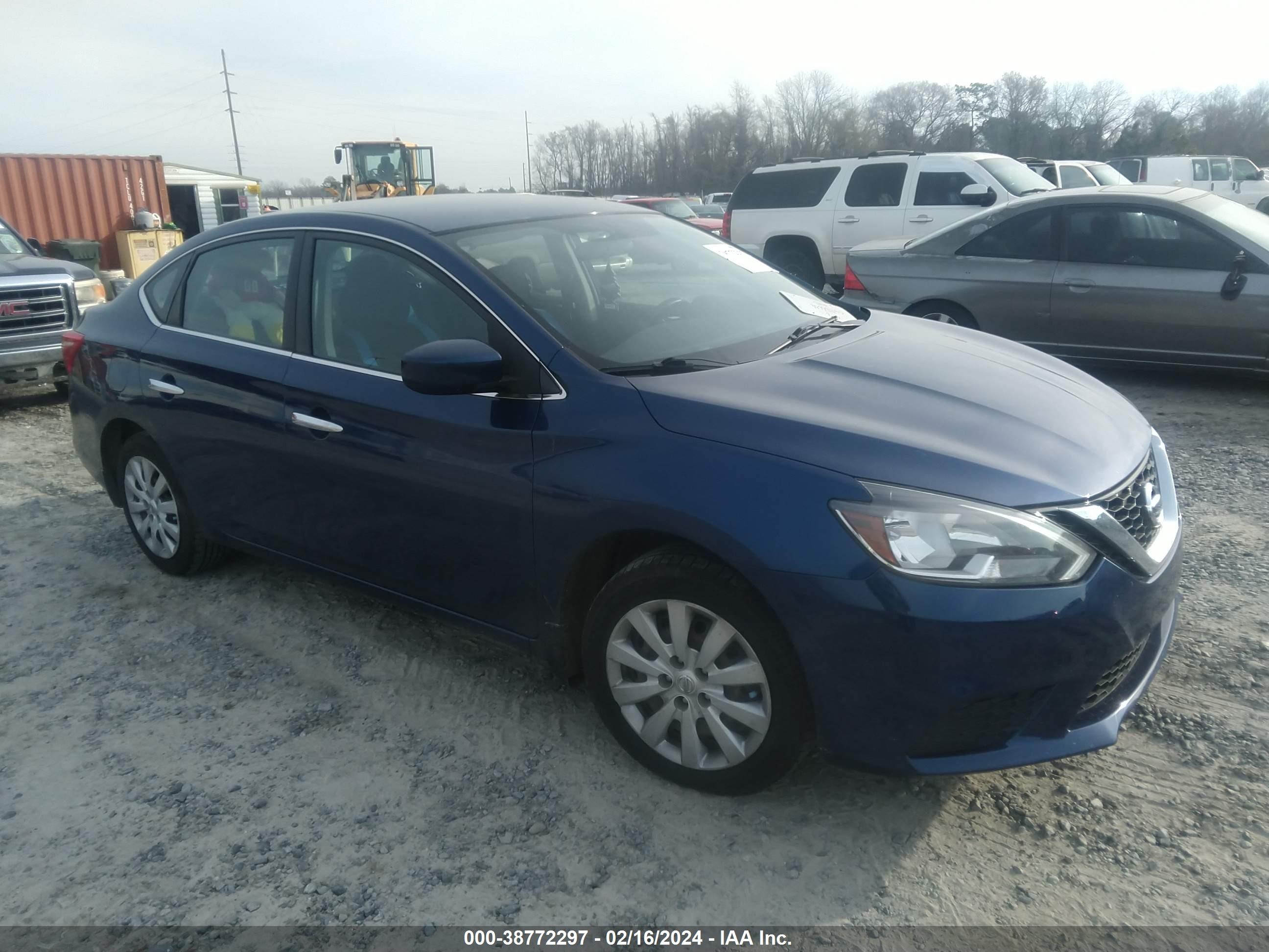 NISSAN SENTRA 2017 3n1ab7apxhy389544