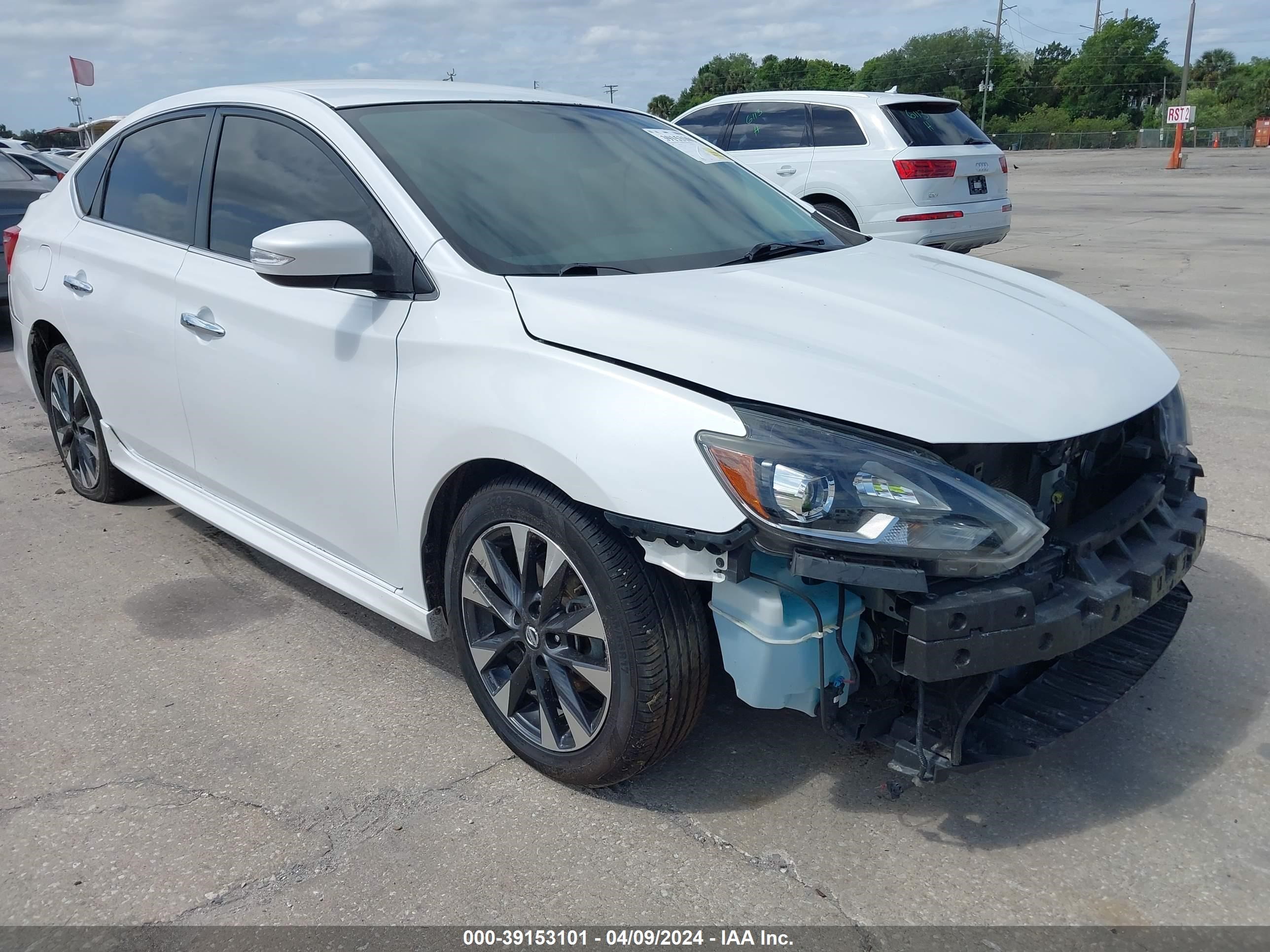 NISSAN SENTRA 2018 3n1ab7apxjy205600