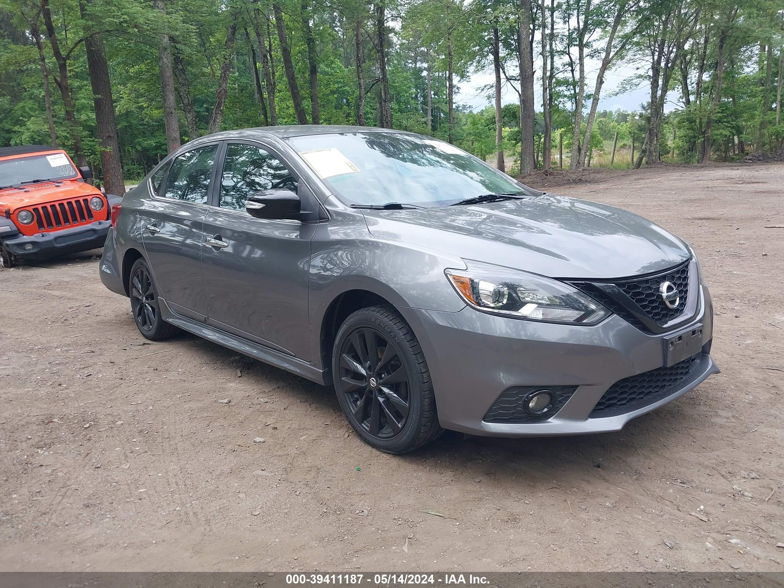 NISSAN SENTRA 2018 3n1ab7apxjy247815