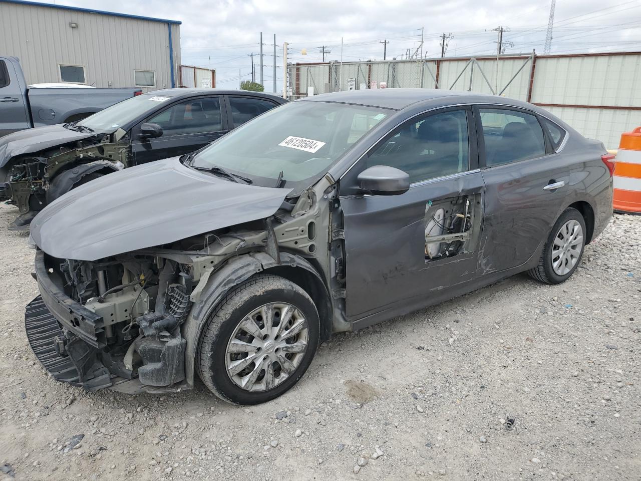 NISSAN SENTRA 2018 3n1ab7apxjy251539