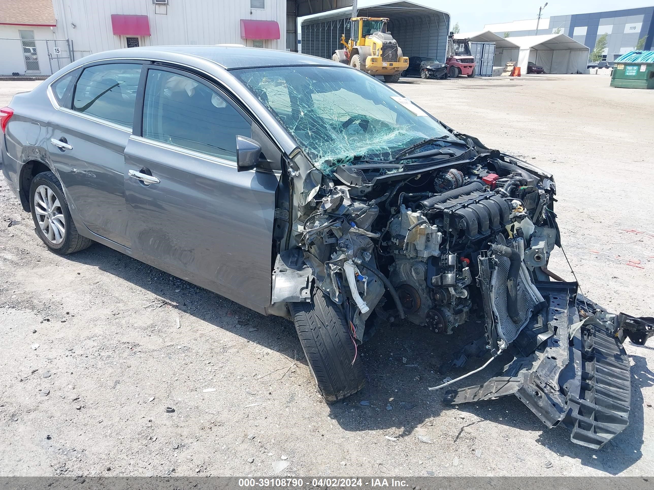 NISSAN SENTRA 2018 3n1ab7apxjy302490