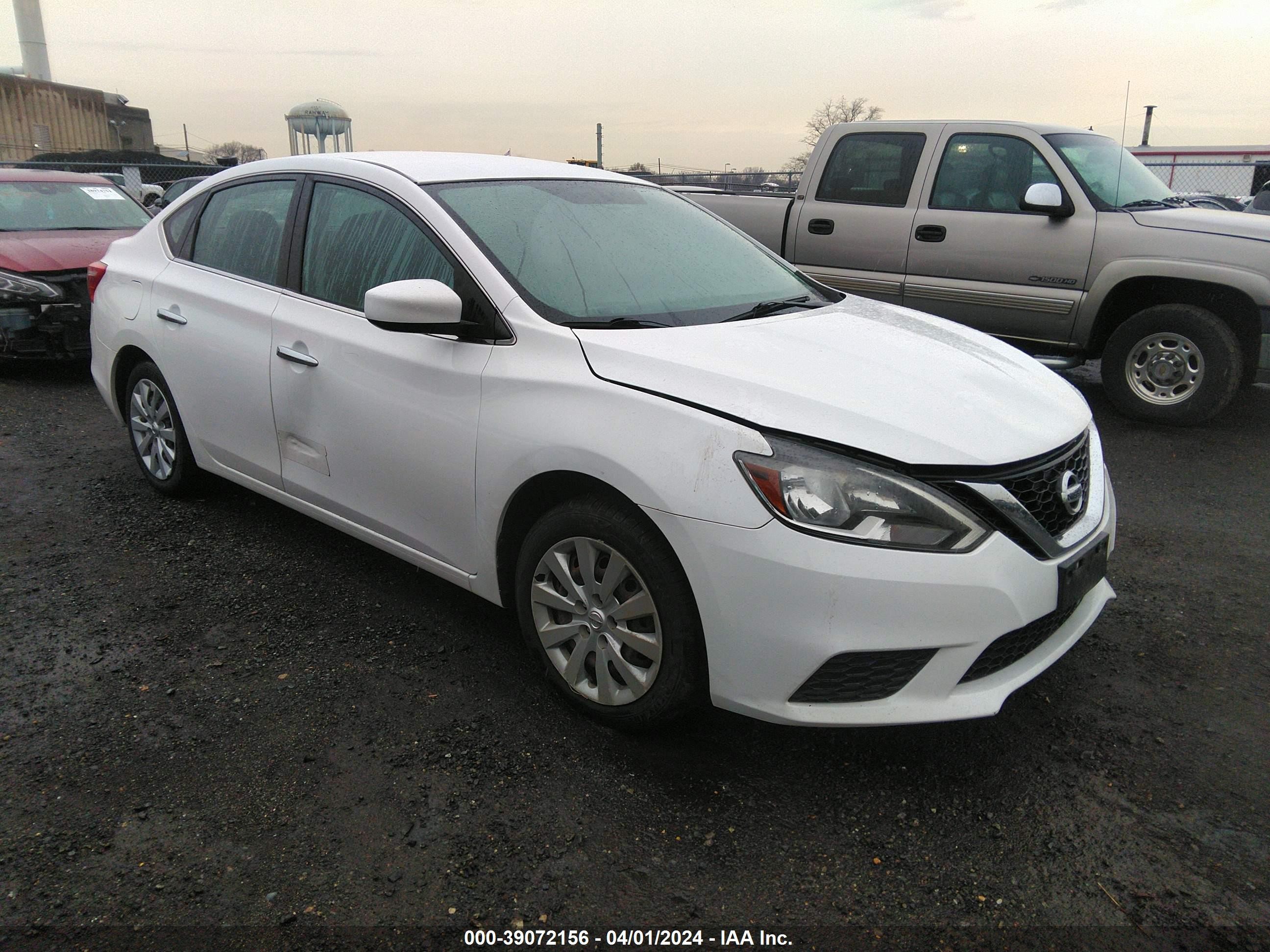 NISSAN SENTRA 2018 3n1ab7apxjy325722