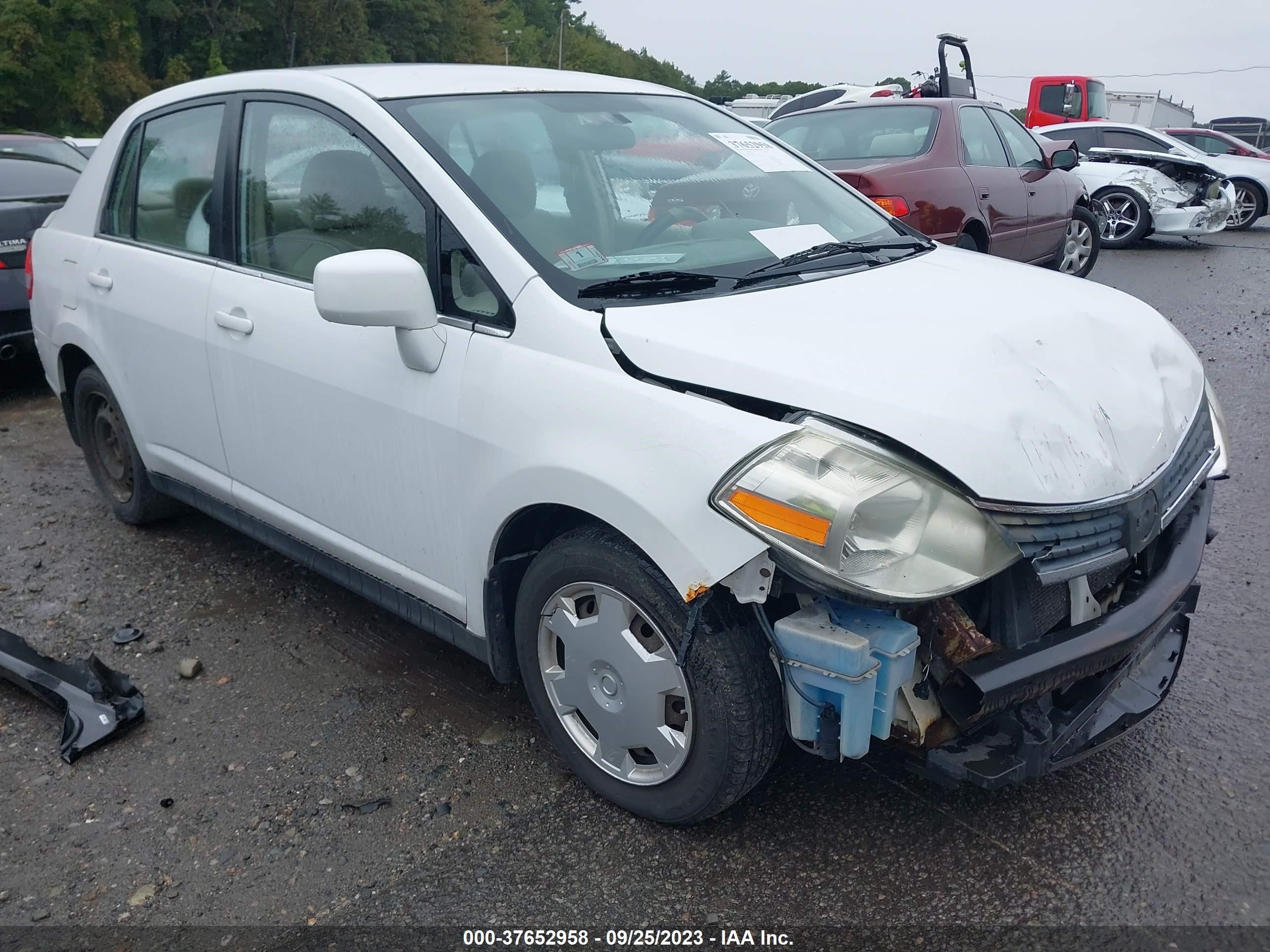 NISSAN VERSA 2008 3n1bc11e38l403116