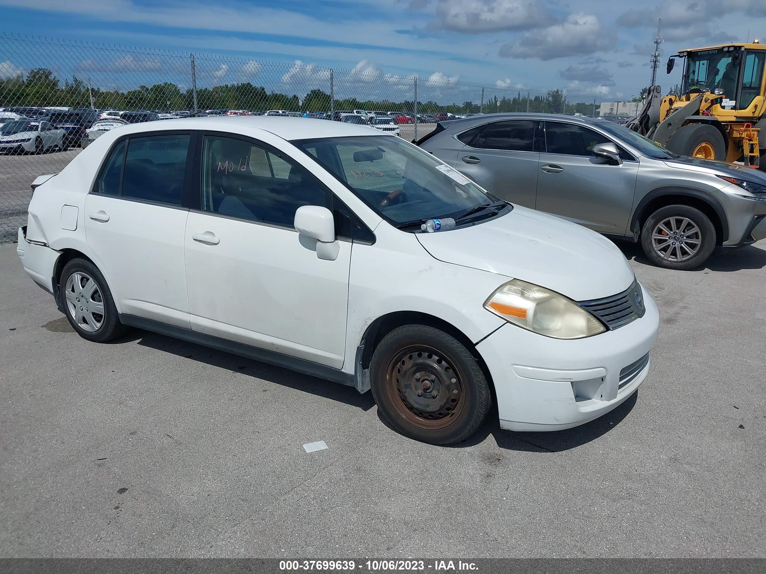 NISSAN VERSA 2008 3n1bc11e88l441344