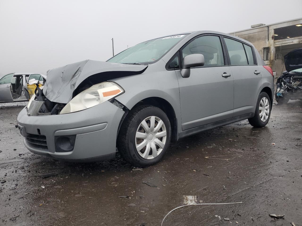 NISSAN VERSA 2009 3n1bc13e09l401421