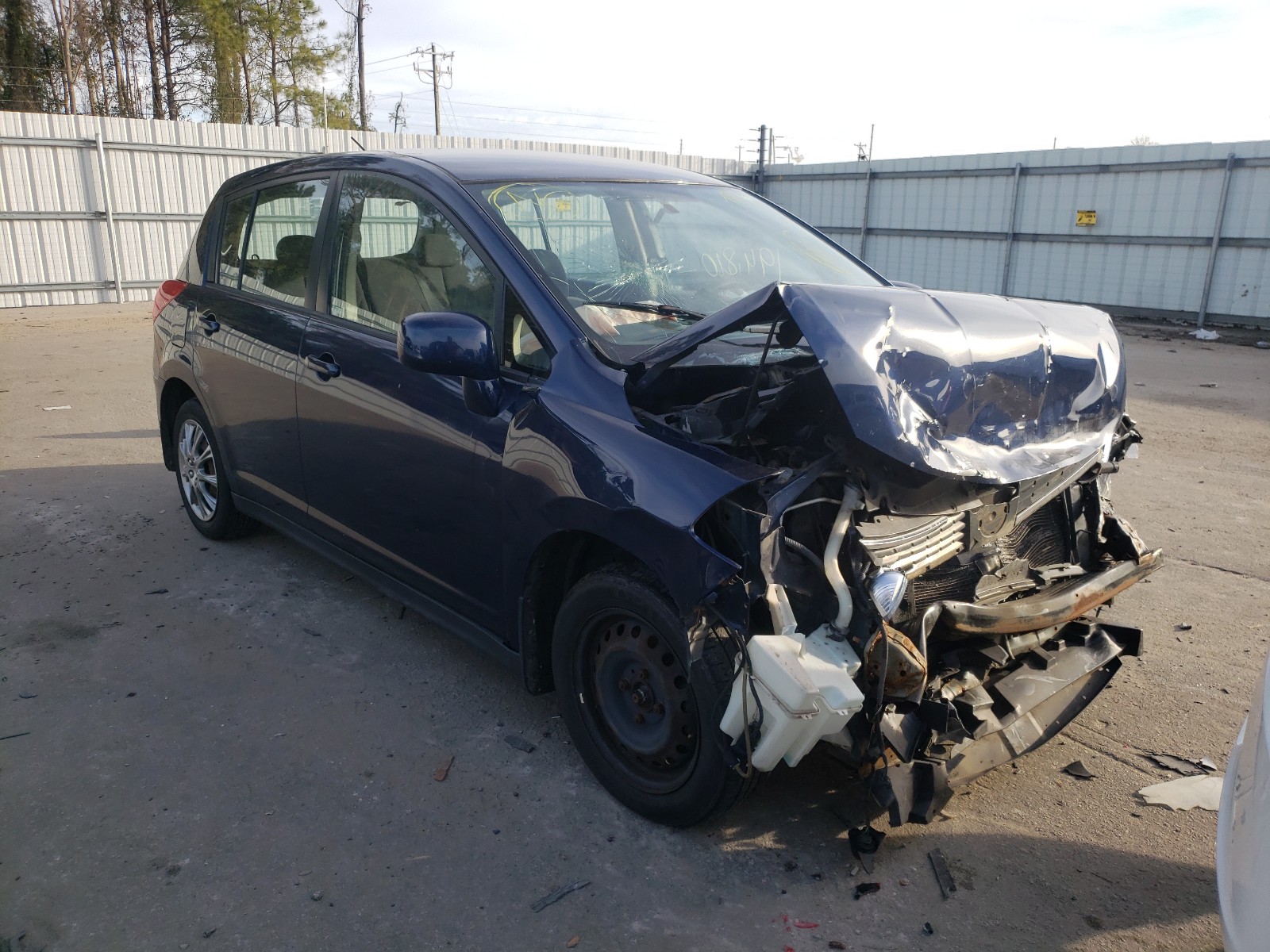 NISSAN VERSA S 2007 3n1bc13e17l404650