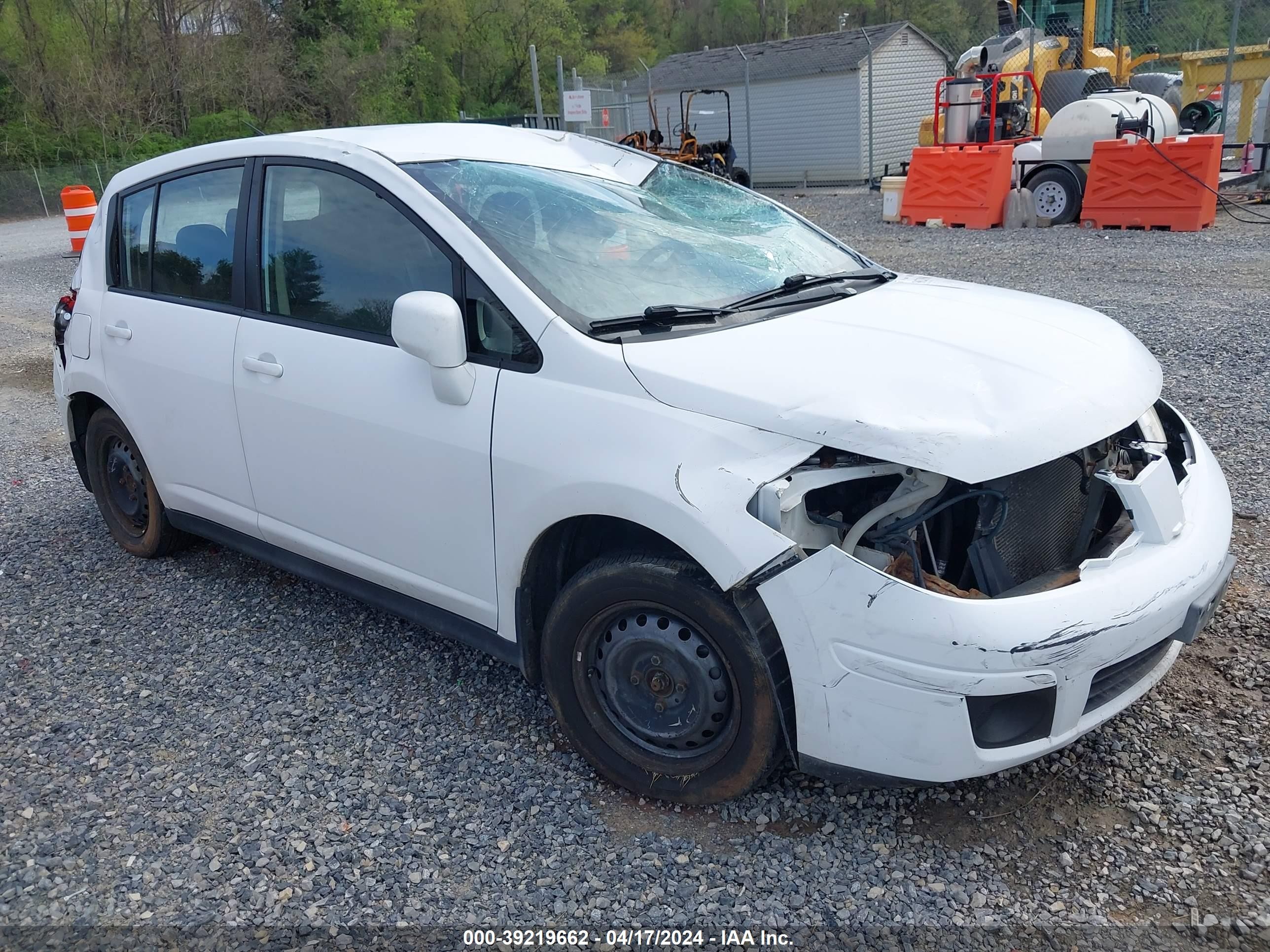 NISSAN VERSA 2009 3n1bc13e39l443582