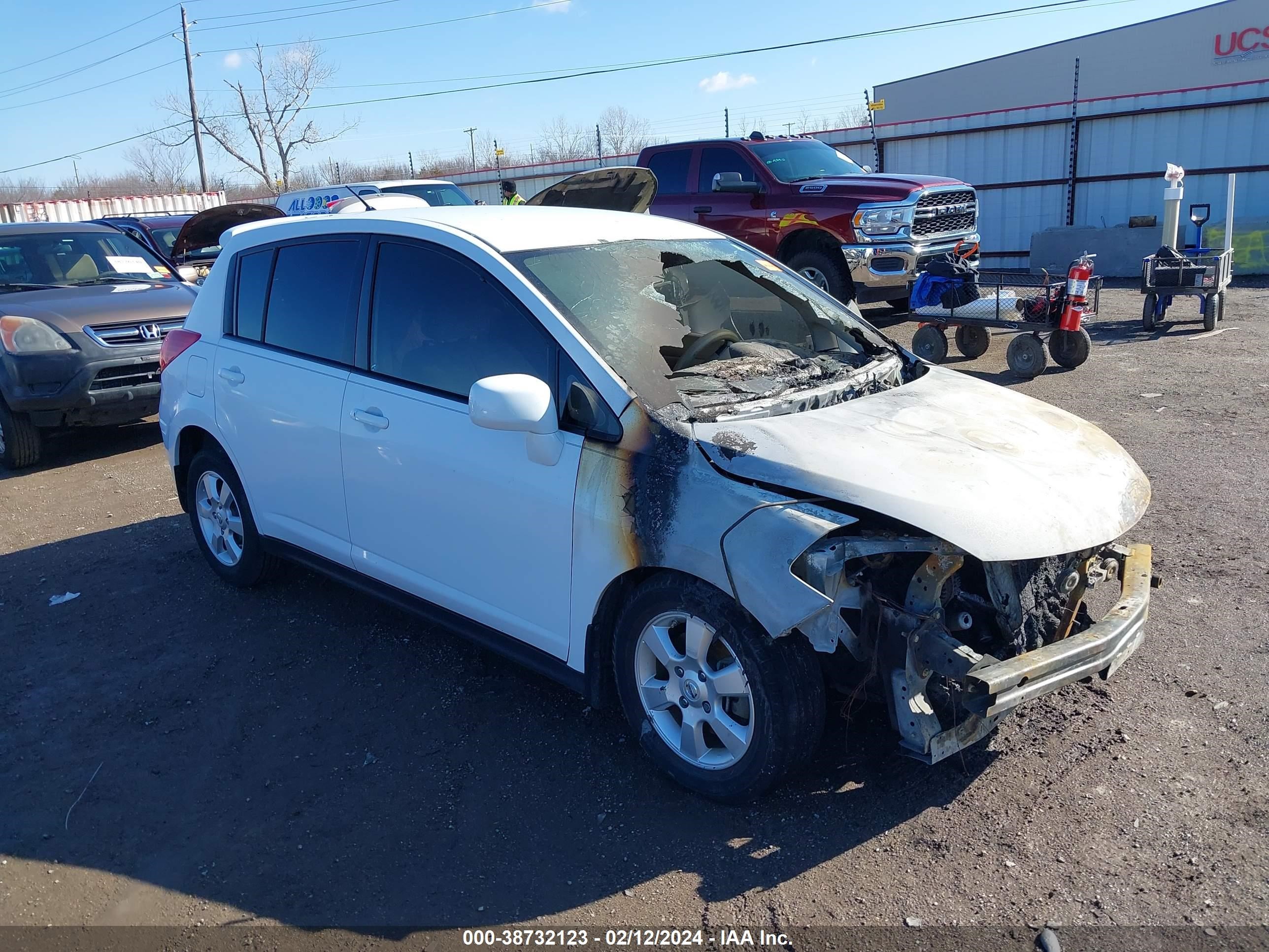 NISSAN VERSA 2008 3n1bc13e48l381155