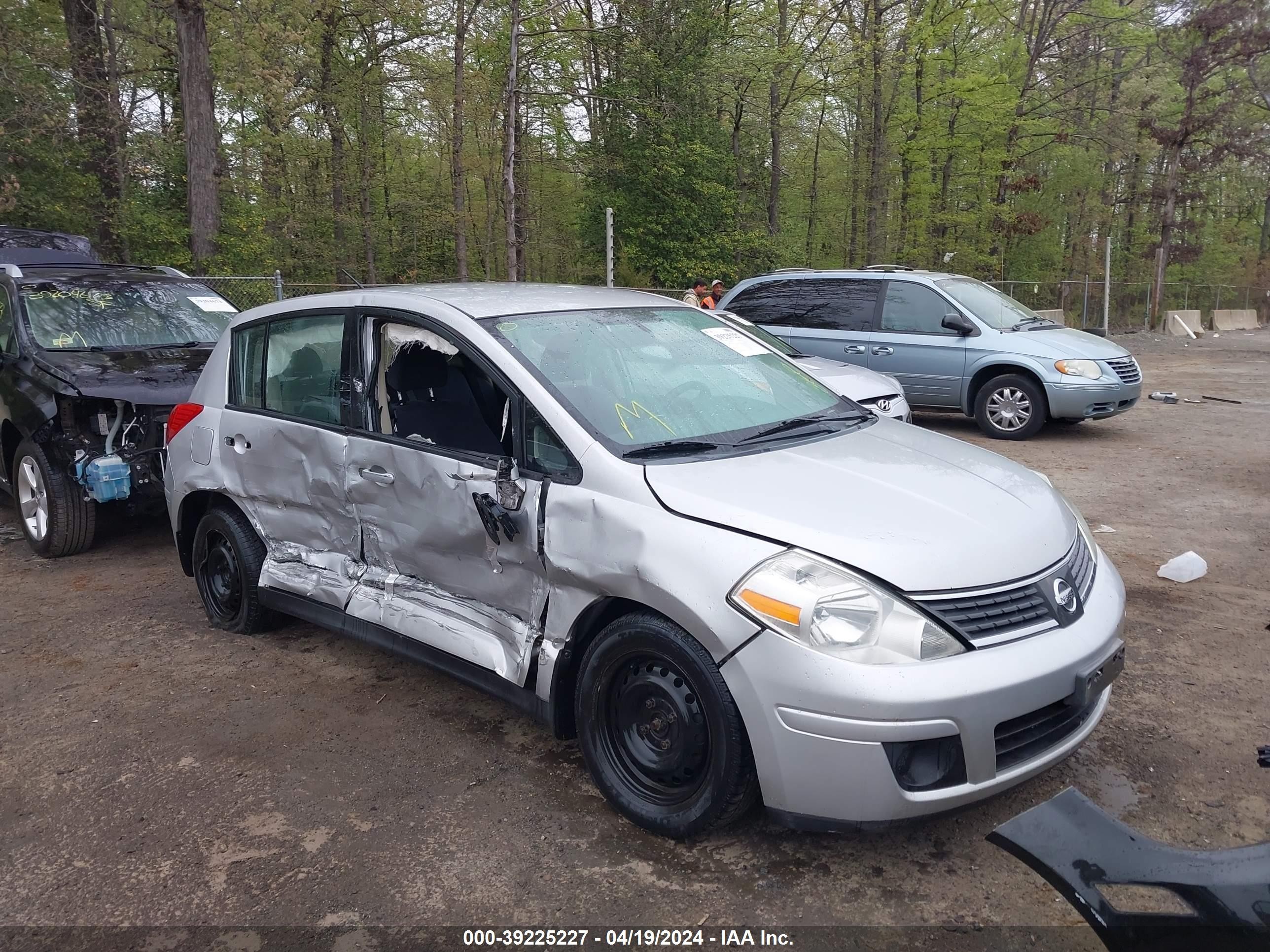 NISSAN VERSA 2008 3n1bc13e48l455187