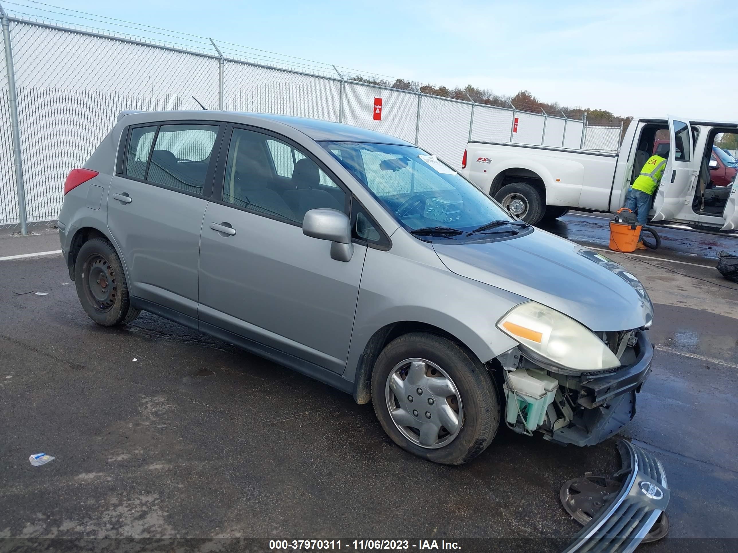 NISSAN VERSA 2009 3n1bc13e69l373611