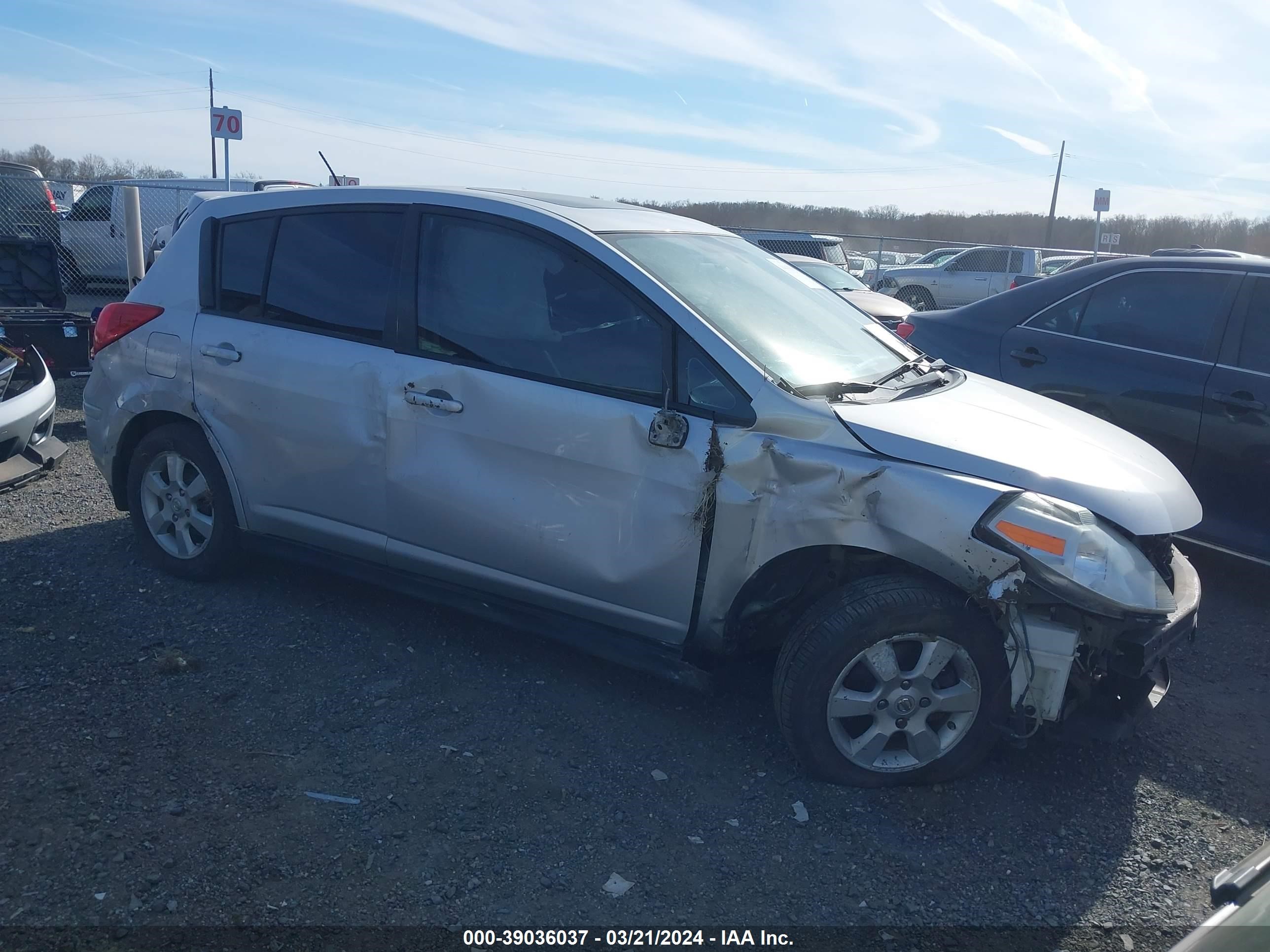 NISSAN VERSA 2007 3n1bc13e97l400507