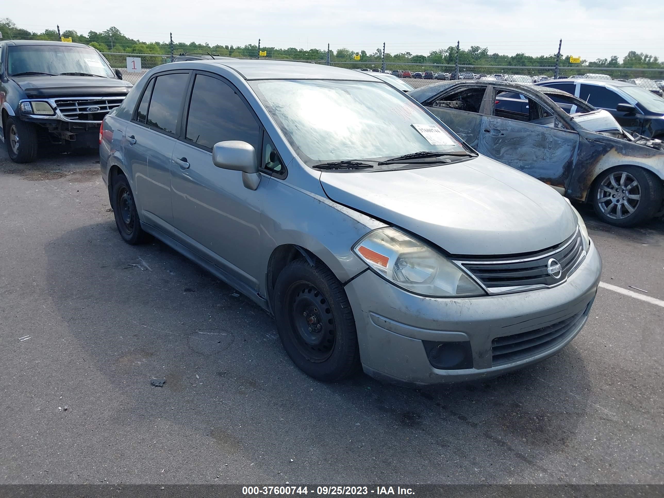 NISSAN VERSA 2010 3n1bc1ap0al392339