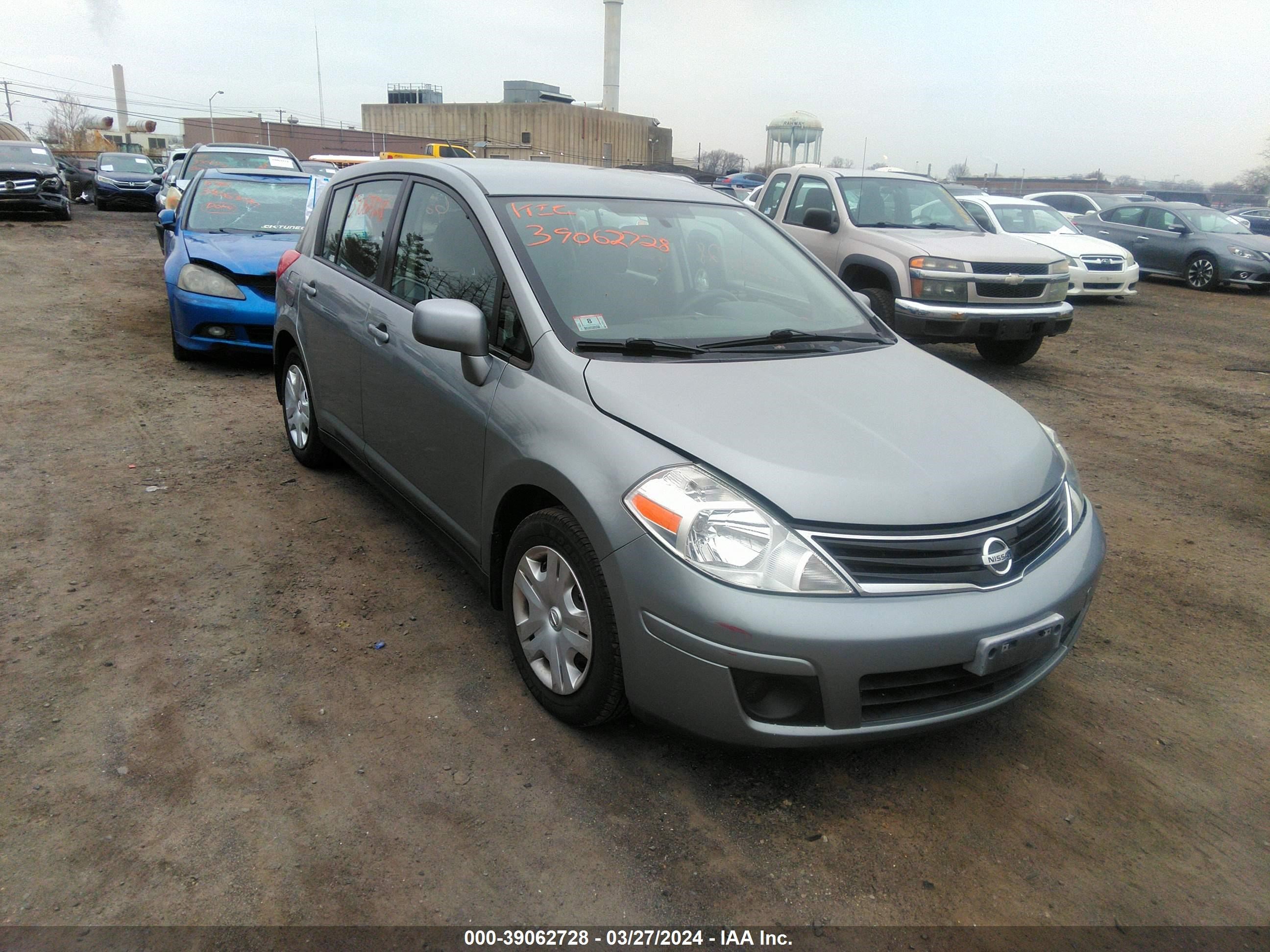 NISSAN VERSA 2010 3n1bc1cp0al401456