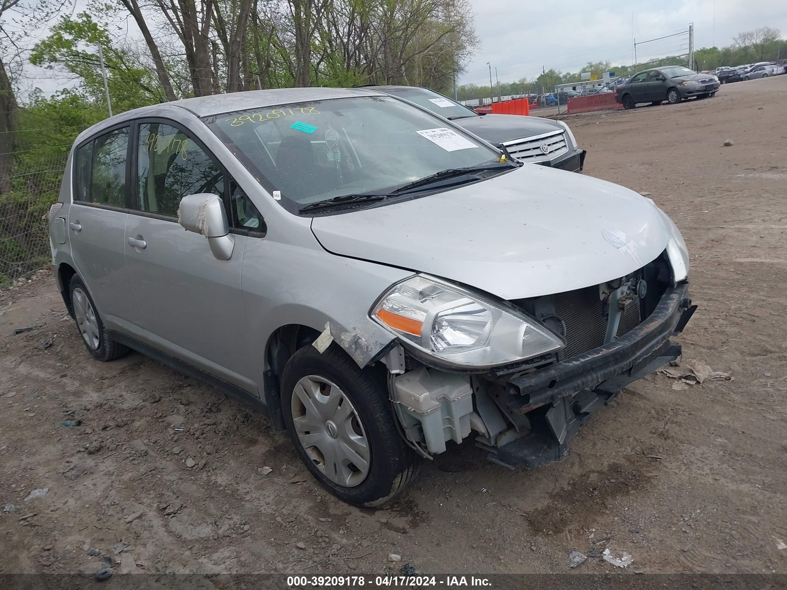 NISSAN VERSA 2011 3n1bc1cp2bl472756