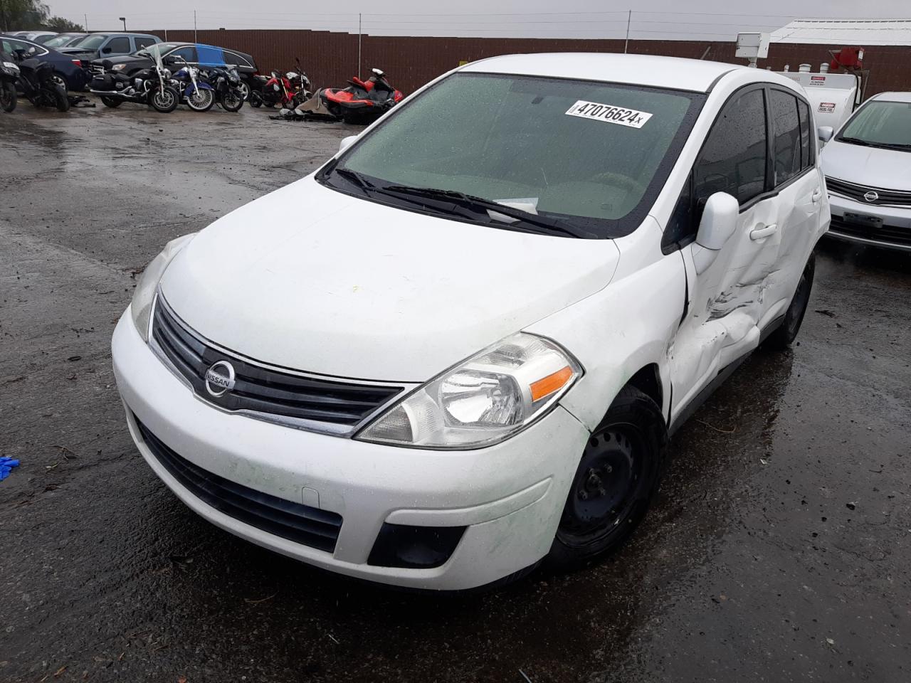 NISSAN VERSA 2011 3n1bc1cp2bl475558